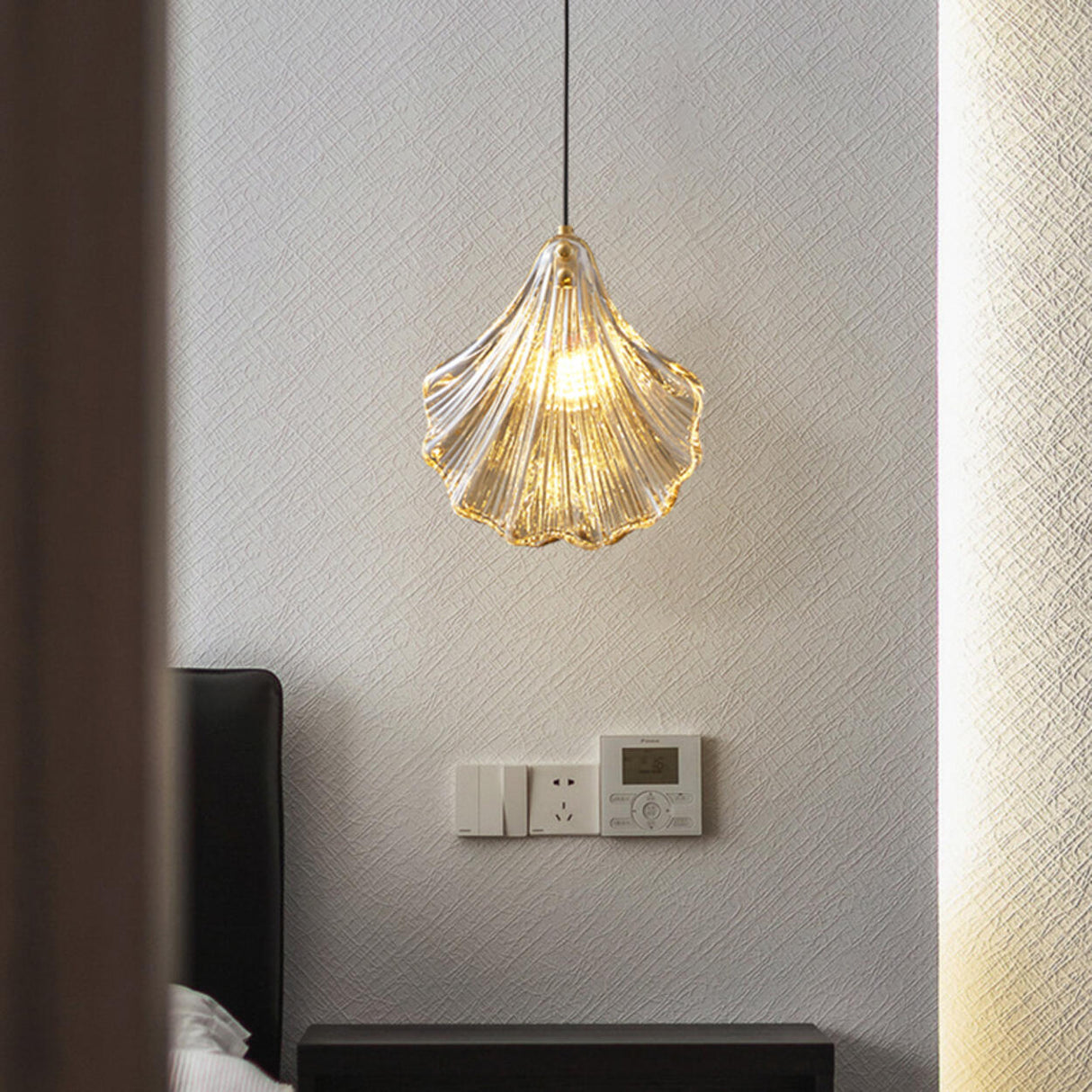 Modern Shell Glass Pendant Light Flexible Length Image - 4