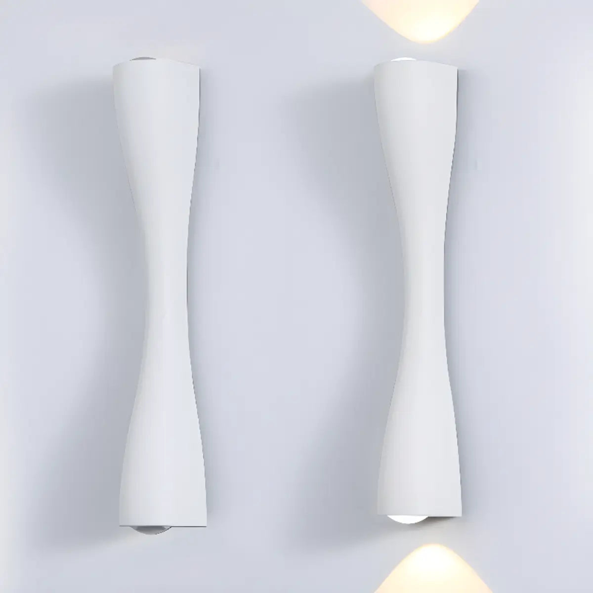 Minimalist Geometric Metal Up Down Wall Sconce Image - 14