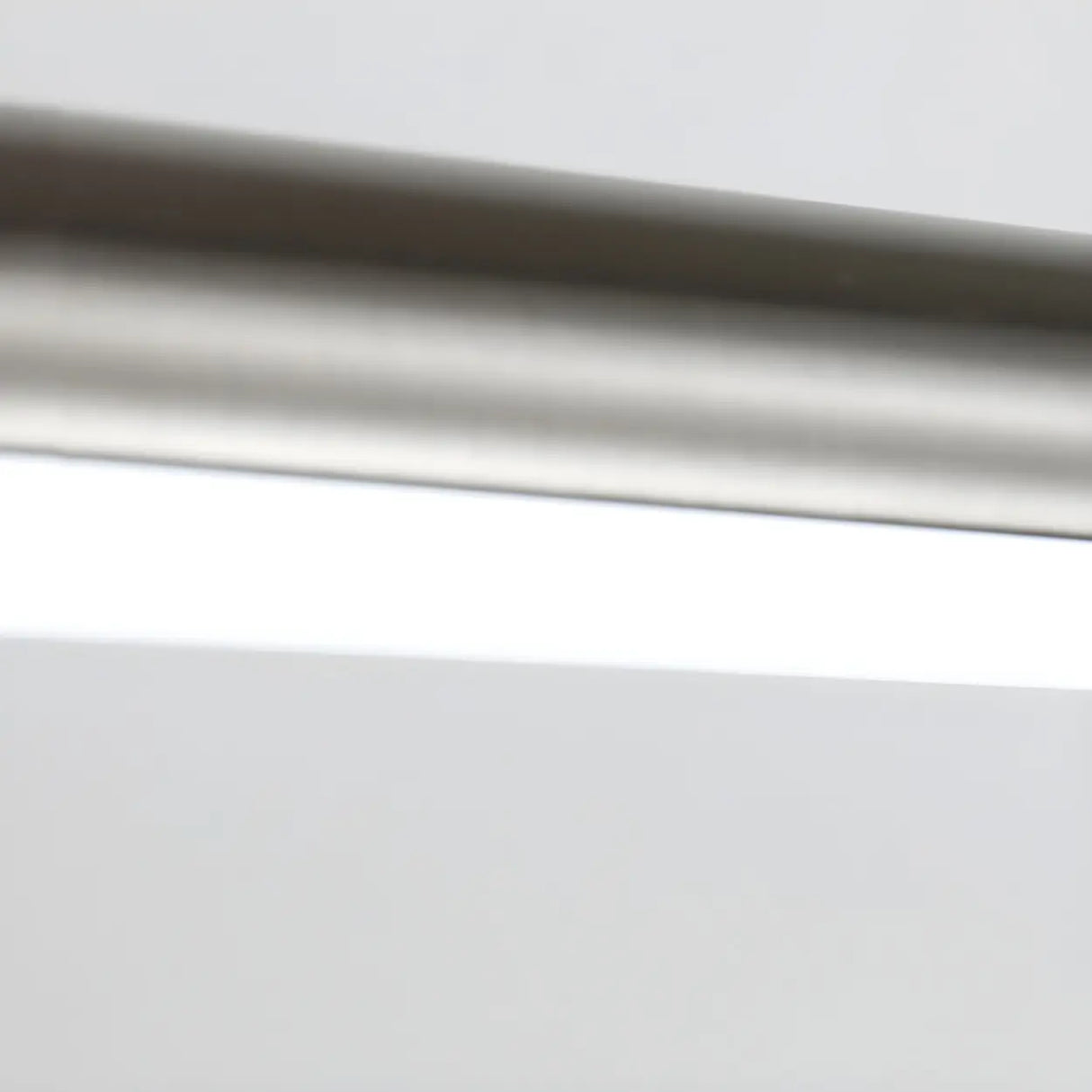 Modern Stylish Silver Linear LED Metallic Vanity Light Image - 14