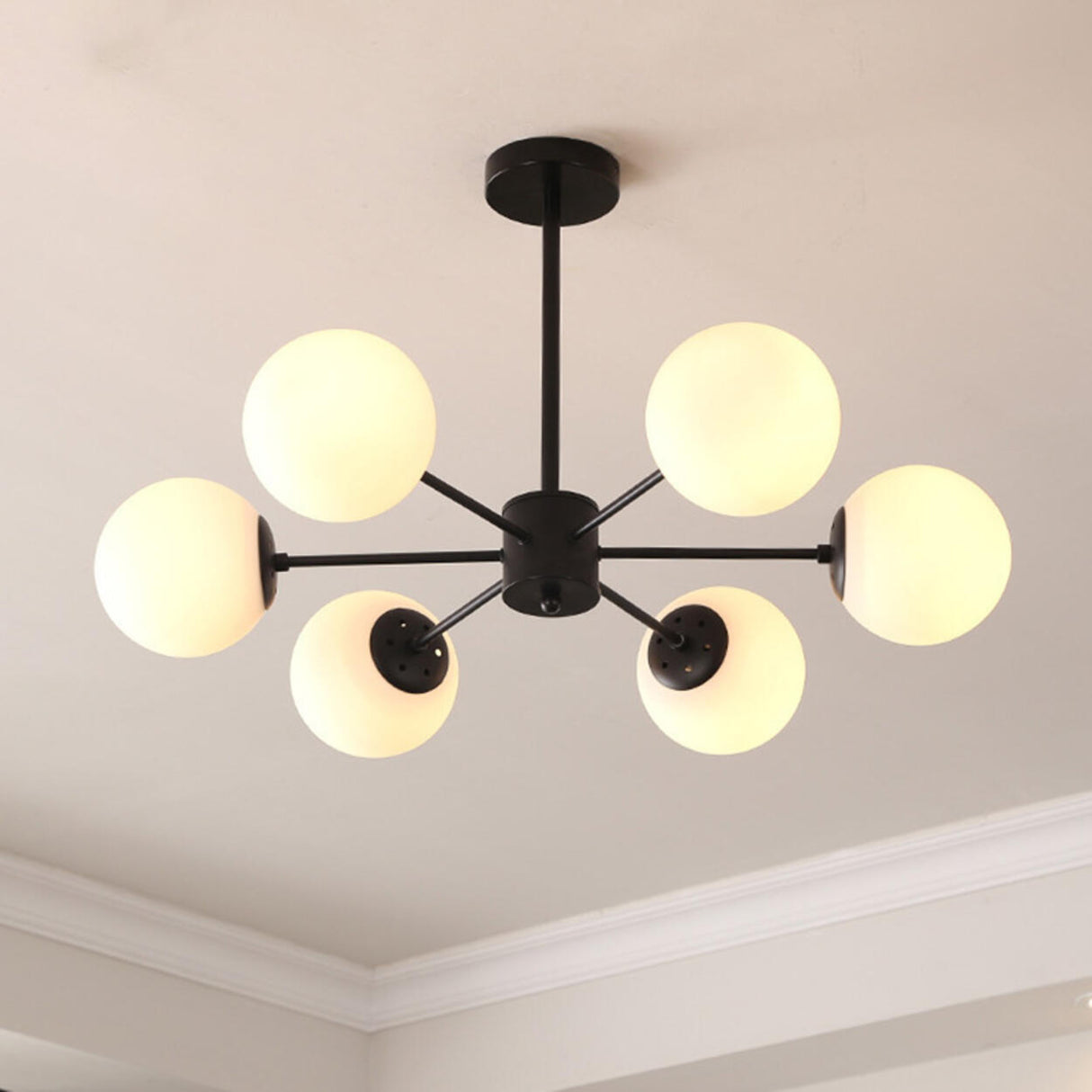 Modern Tiered Multiple Globe Clear Glass Sputnik Chandelier Image - 10