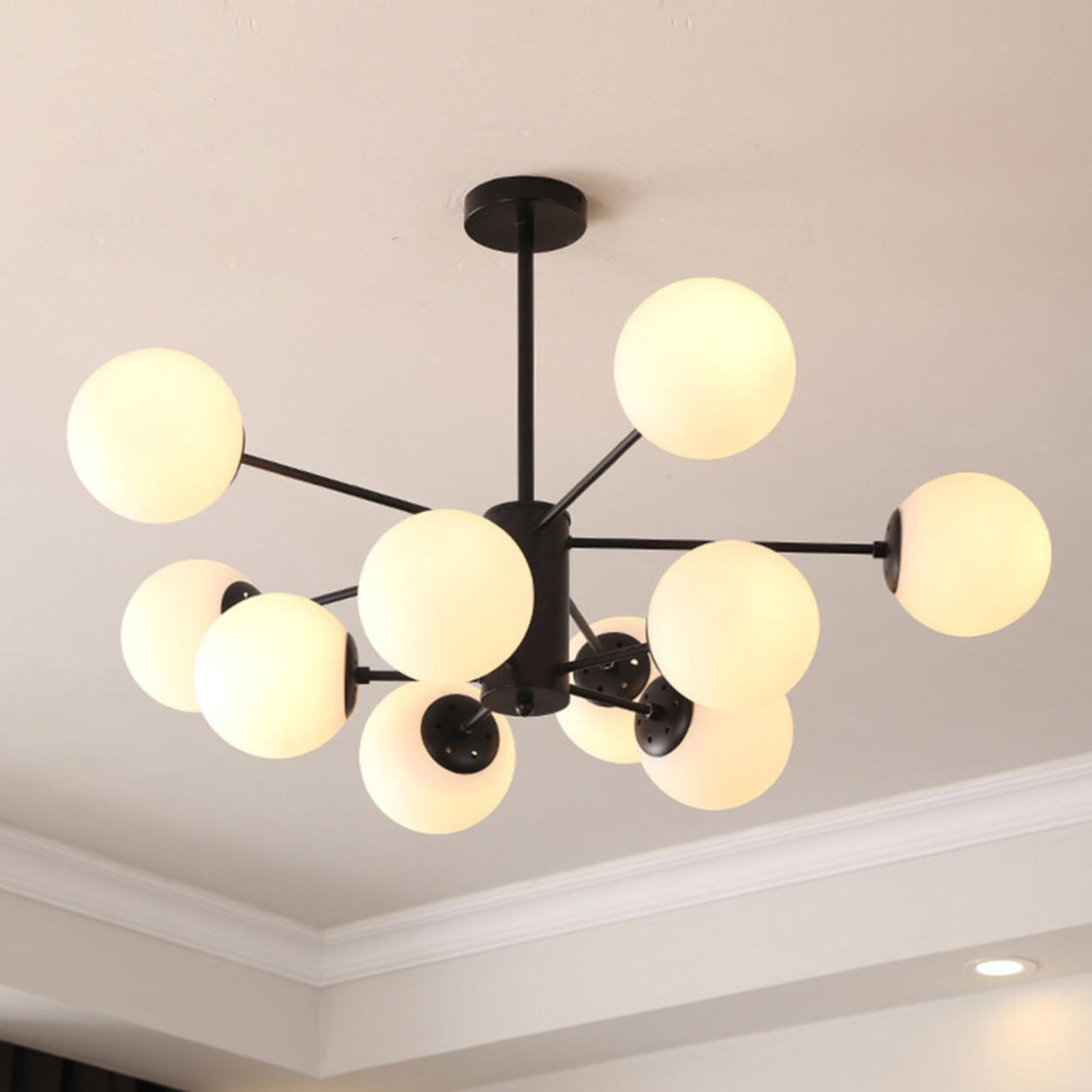 Modern Tiered Multiple Globe Clear Glass Sputnik Chandelier Image - 11