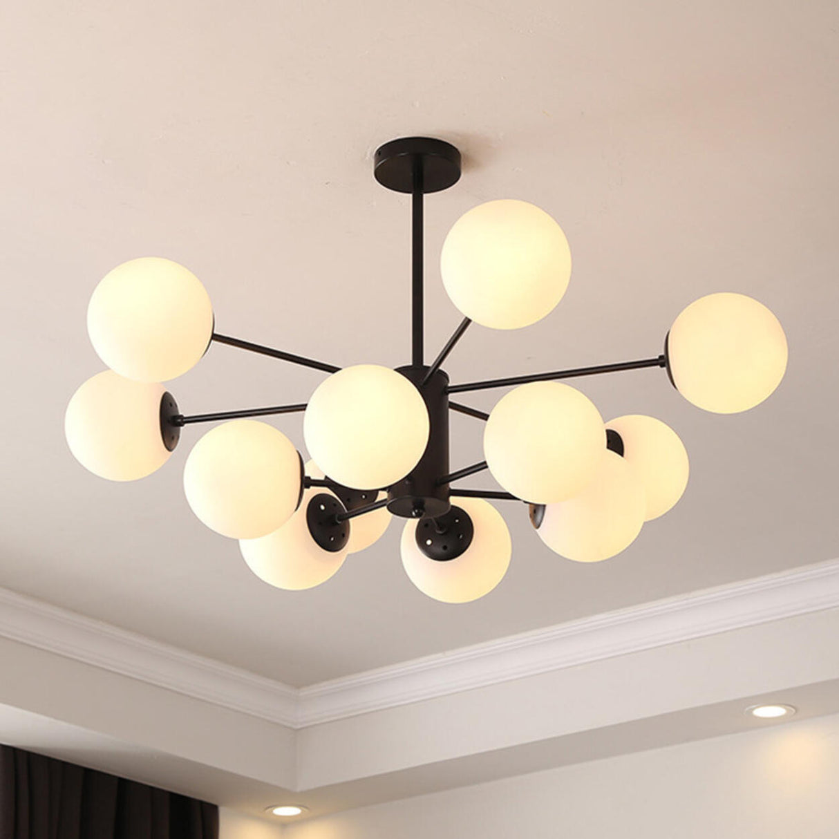 Modern Tiered Multiple Globe Clear Glass Sputnik Chandelier Image - 13