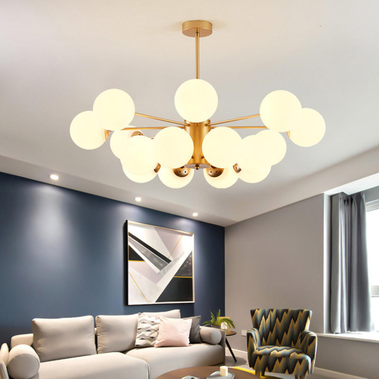 Modern Tiered Multiple Globe Clear Glass Sputnik Chandelier Image - 3