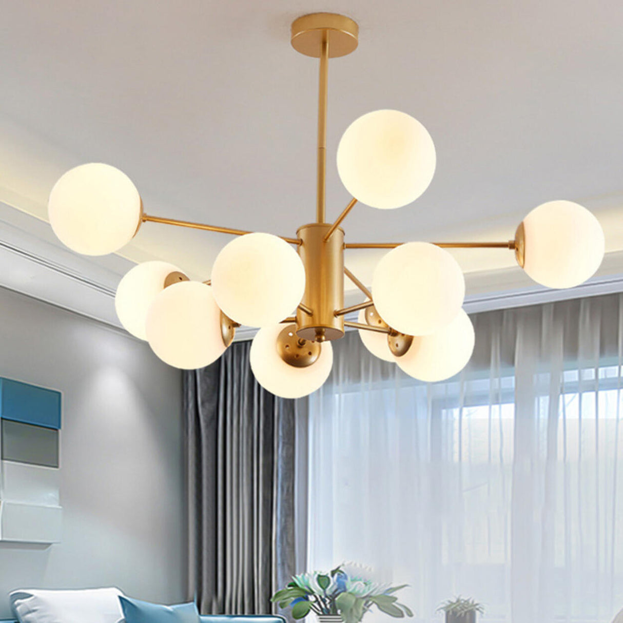 Modern Tiered Multiple Globe Clear Glass Sputnik Chandelier Image - 5