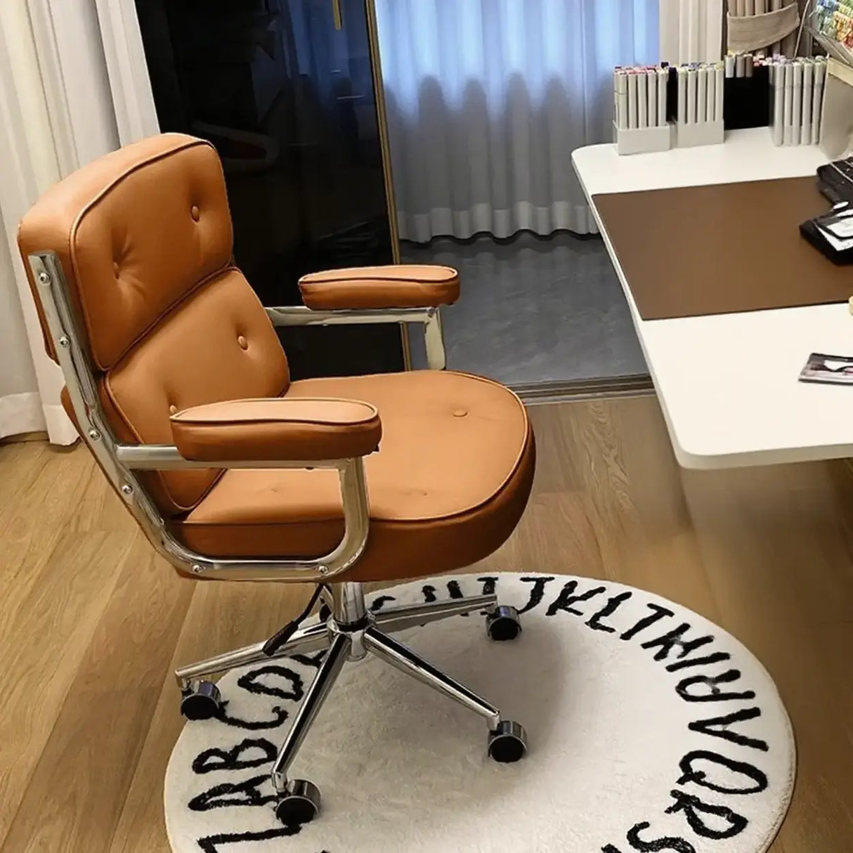 Modern White Leather Adjustable Swivel Ergonomic Office Chair Image - 1