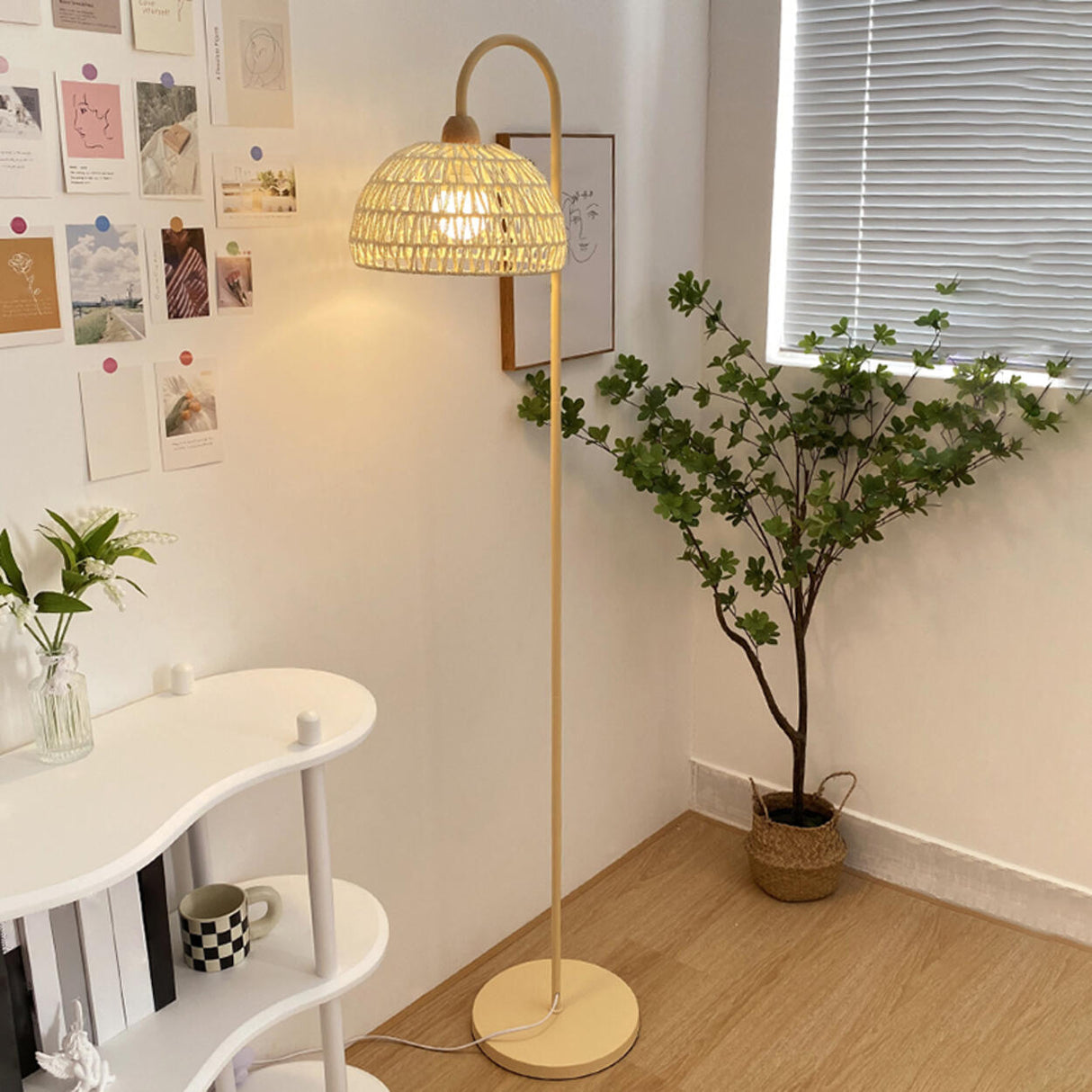 Natural Woven Rattan Dome Living Room Floor Lamp Image - 3