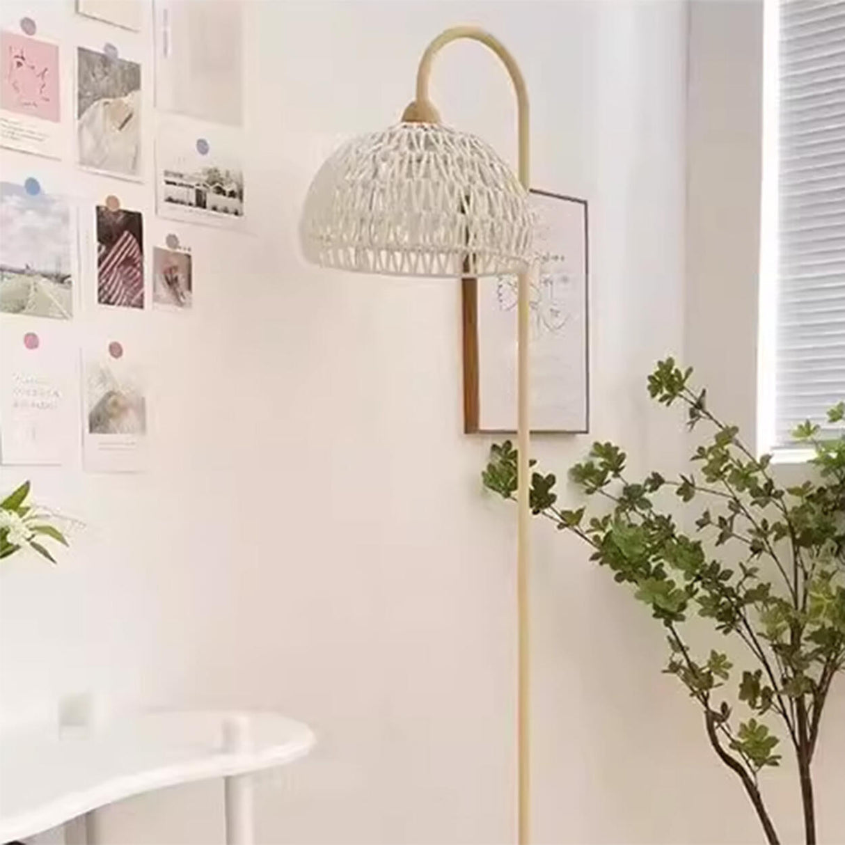 Natural Woven Rattan Dome Living Room Floor Lamp Image - 4