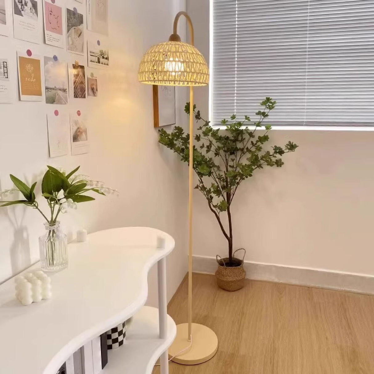 Natural Woven Rattan Dome Living Room Floor Lamp Image - 5