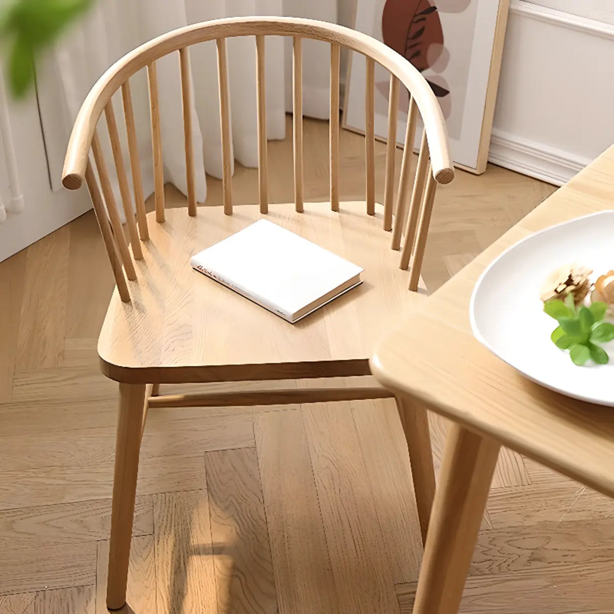 Nordic Curved Natural Wood Windsor Back Dining Chair Image - 3