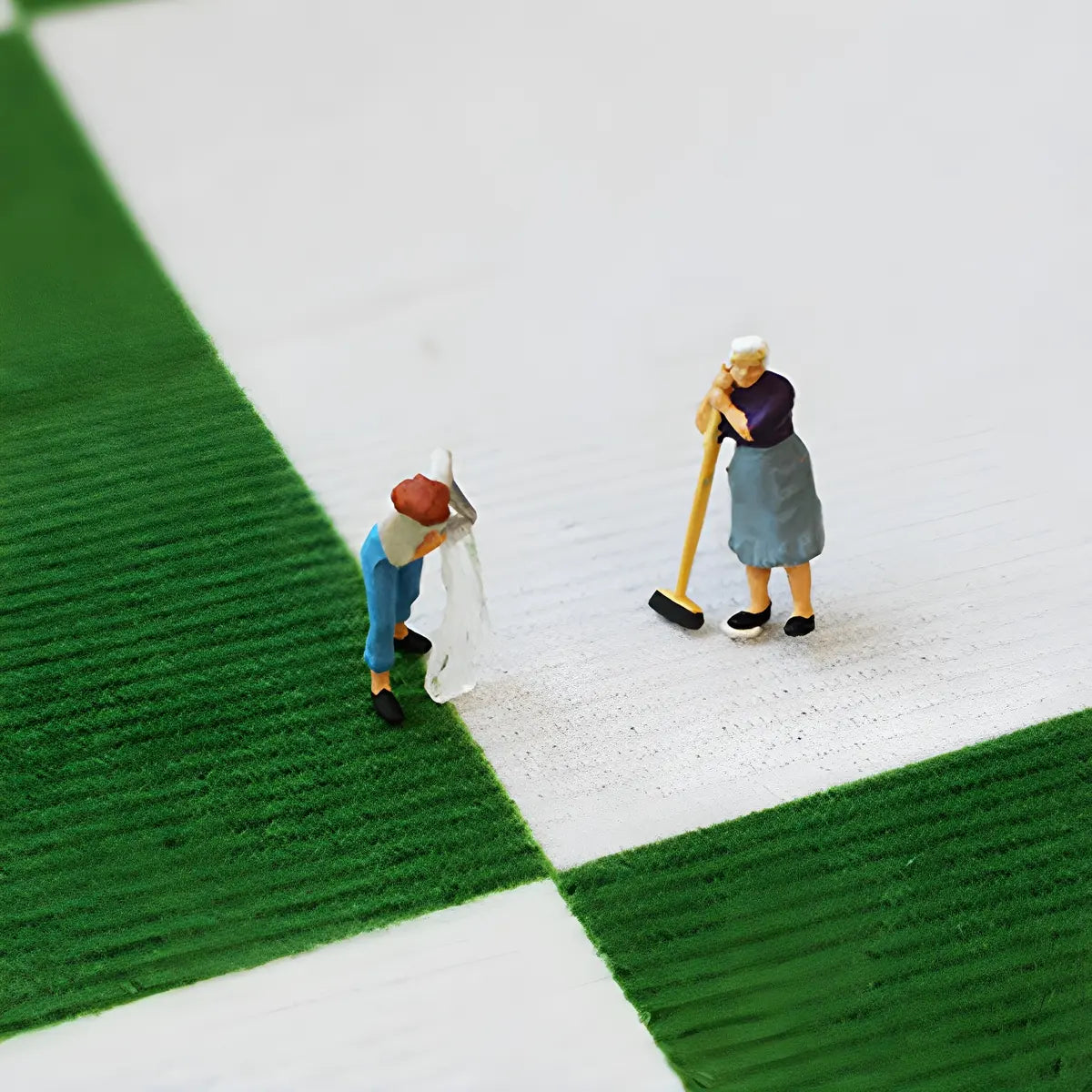 Novelty Soccer Field Pattern Polyester Green Area Rug Image - 11