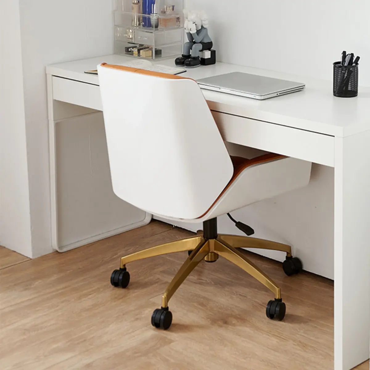 Orange Swivel Leather Adjustable Office Chair with Arms Image - 3