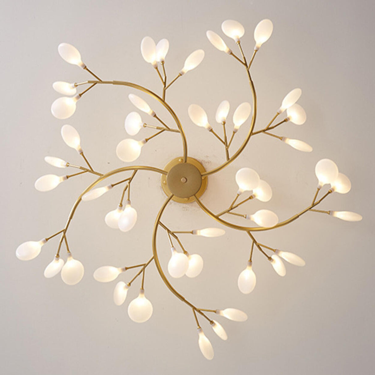 Organic Gold Branch Sputnik Acrylic Chandelier Image - 17