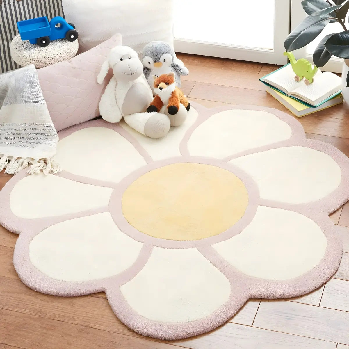 Pet Friendly Flower Shaped Polyester Yellow Area Rug Image - 3