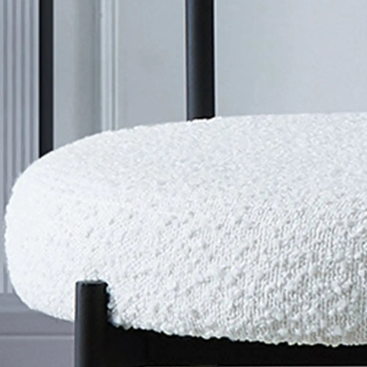 Restaurant Round Cozy White Sherpa Seat Dining Chair Image - 12