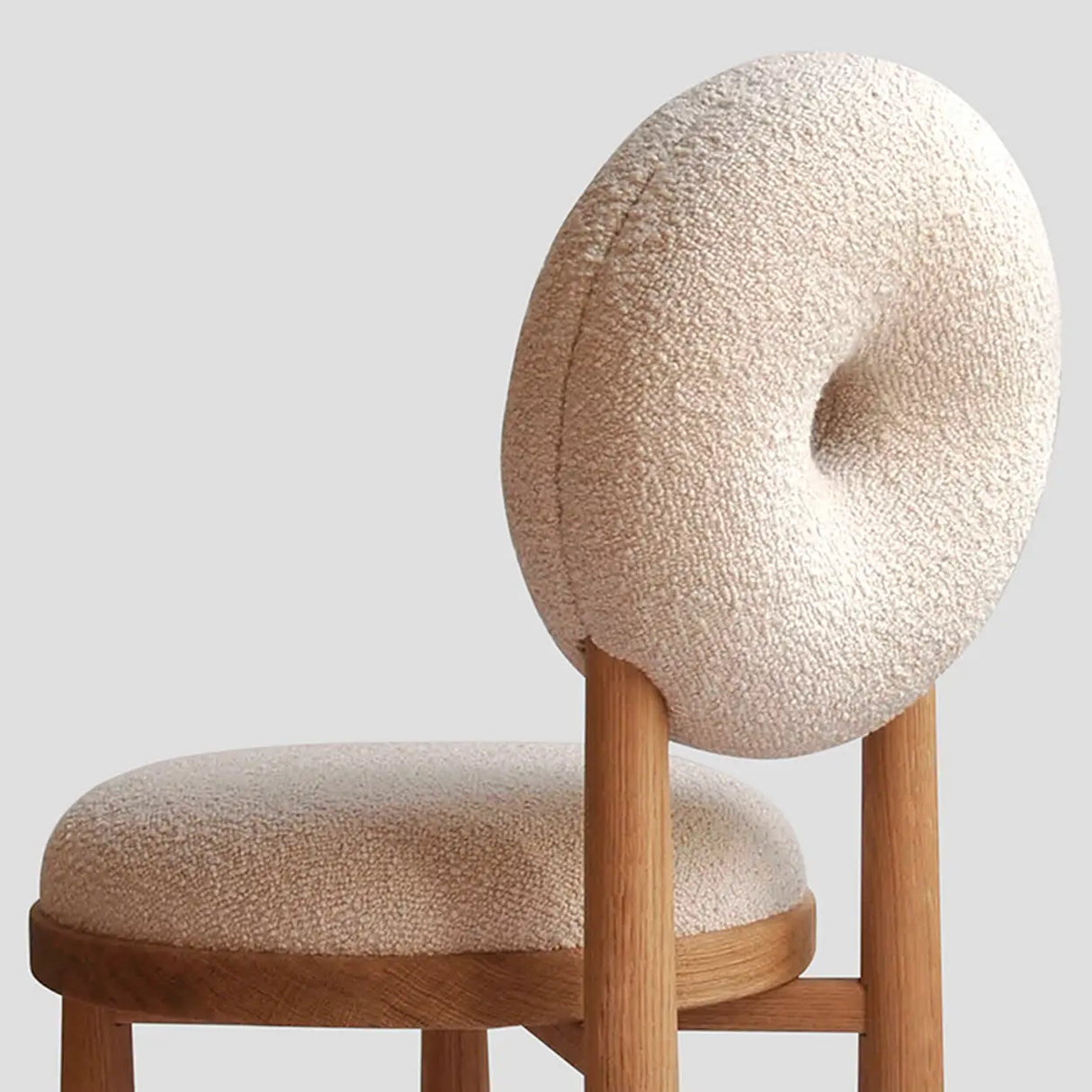Round Off-White King Louis Back Wood Dining Chairs Image - 11