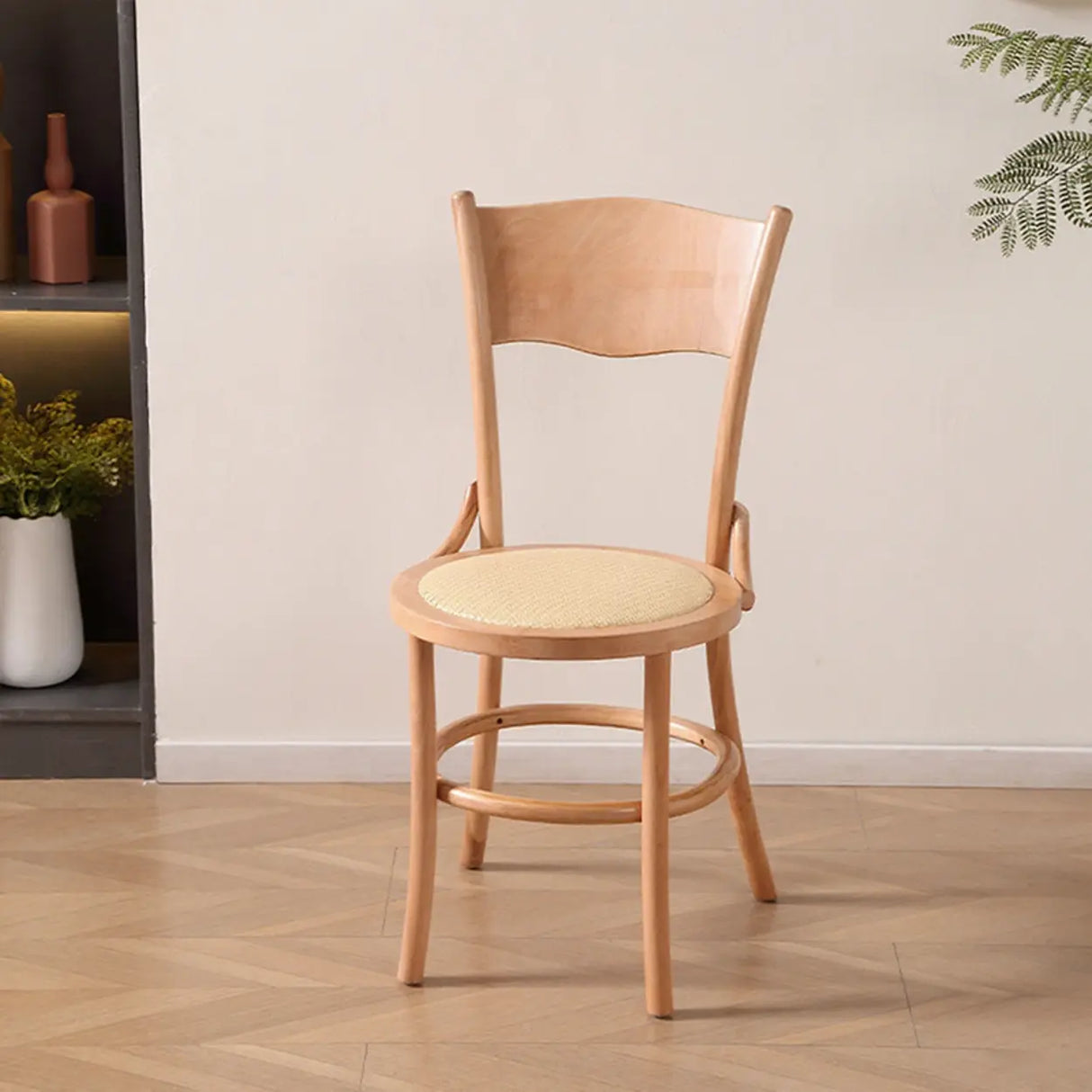 Rustic Mid-Century Wooden Back Curved Dining Chair with Cushion Image - 19