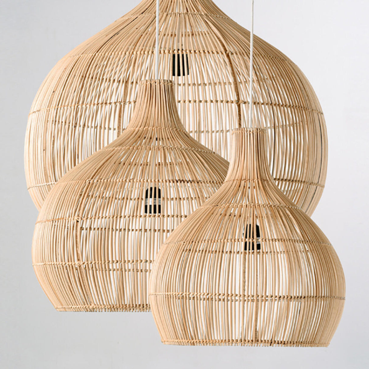Rustic Rattan Woven Drum Cane Pendant Light Image - 14