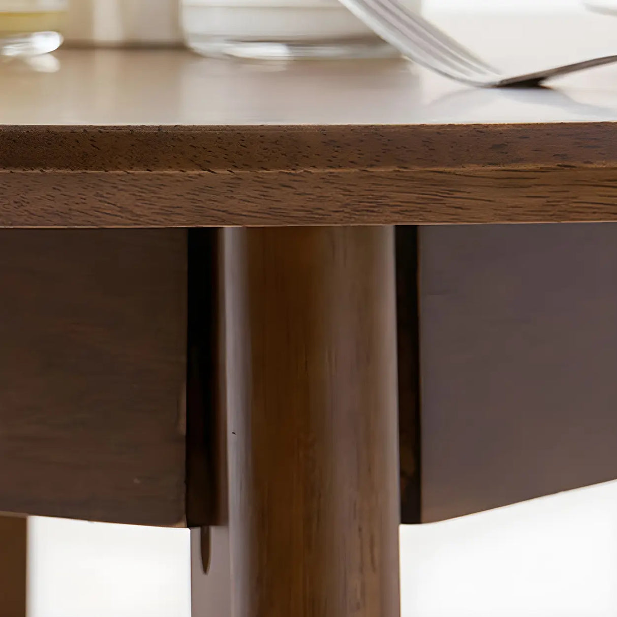 Rustic Round Natural Rubberwood Dining Table Image - 2