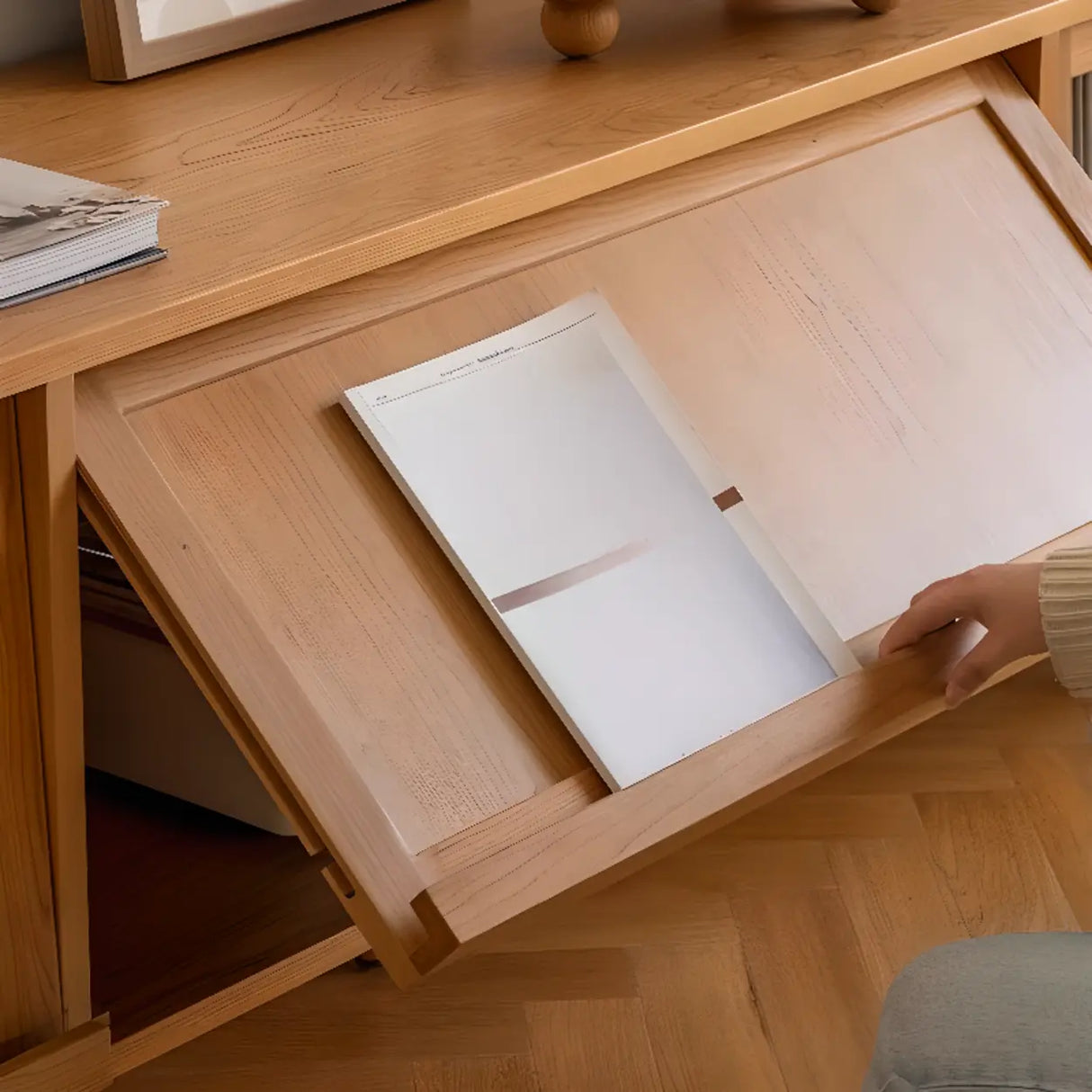 Scandinavian Natural Rectangular Wood TV Stand with Shelf