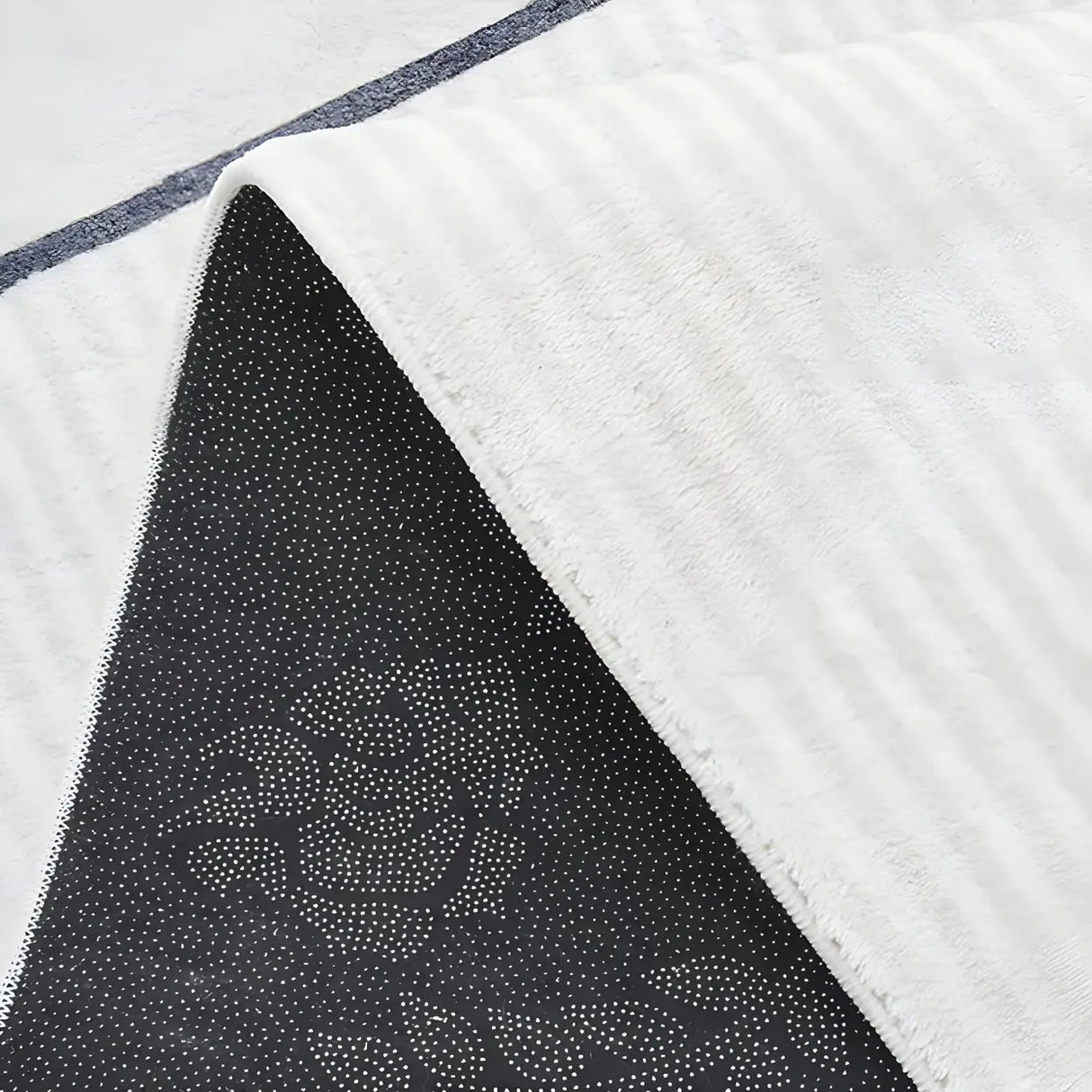 Shabby Chic Rectangular Polyester Gray Area Rug Image - 8