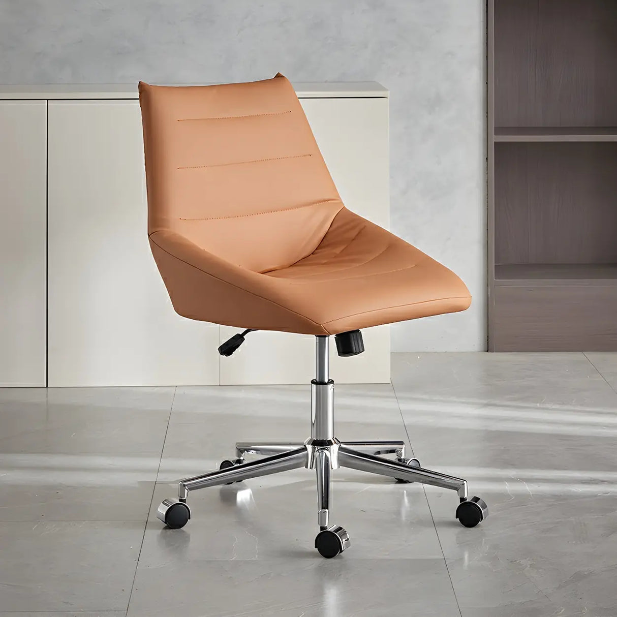 Silver Base Swivel Ergonomic Leather Office Chairs Image - 5