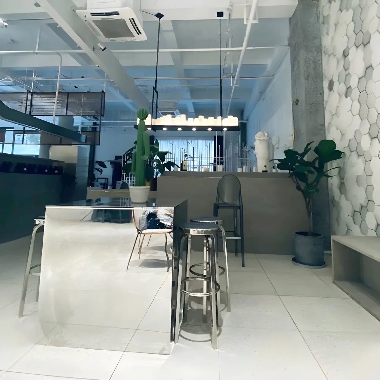 Silver Round Stainless Steel Backless Bar Stool Image - 13