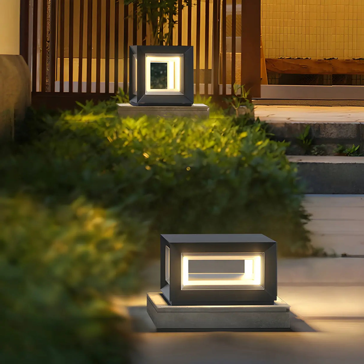 Simple Black Rectangular Metal Frame Post Outdoor Lamp Image - 15