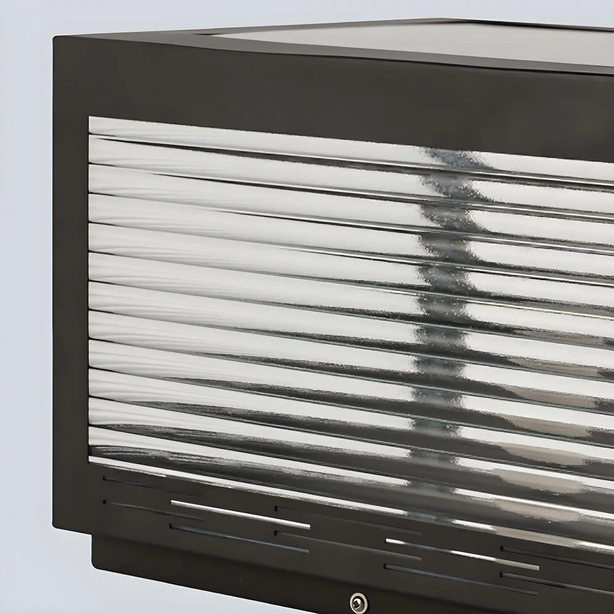 Simple Cube Metal Solar Lantern Outdoor Table Lamp Image - 9