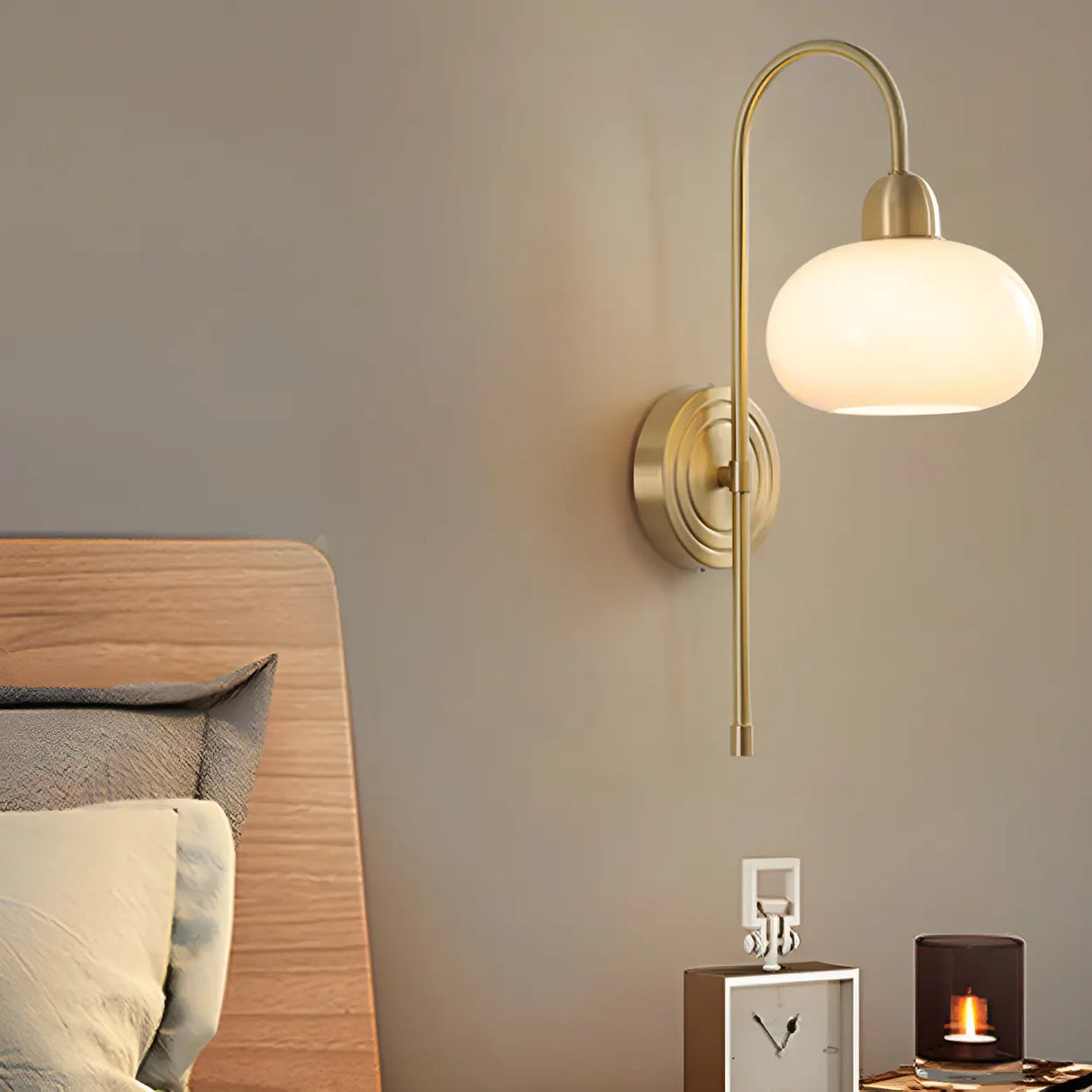 Simple Modern Globe Glass Gold Bedroom Wall Sconce Image - 3