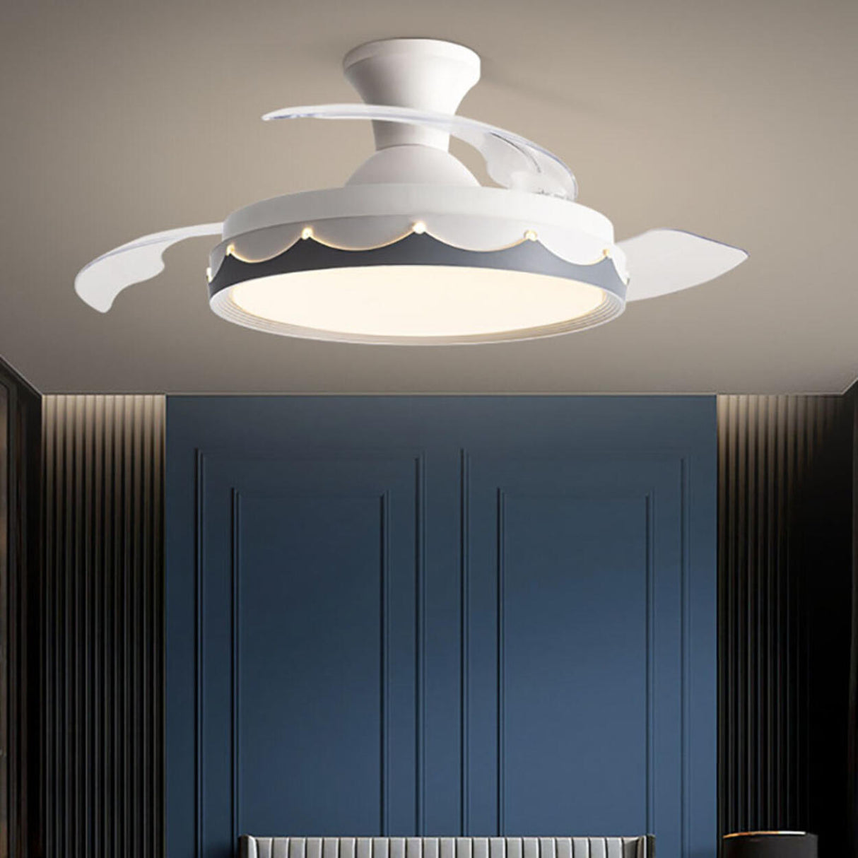 Simple Round Clear 3 Blade Standard Ceiling Fan Light Image - 2