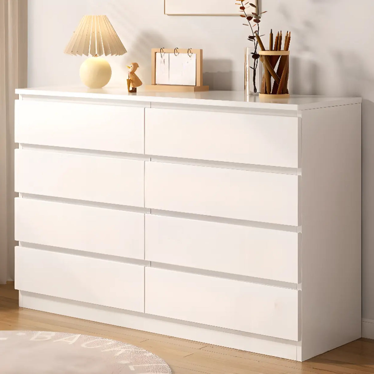 Simple Vertical Hardwood White Dresser with 5 Drawers Image - 4