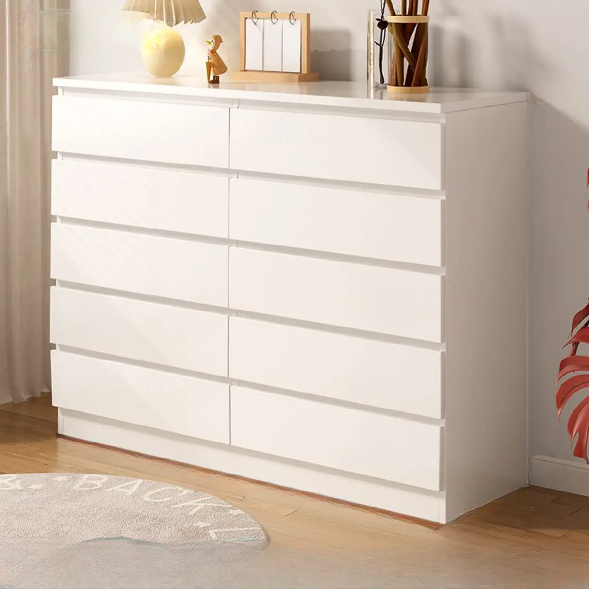 Simple Vertical Hardwood White Dresser with 5 Drawers Image - 6