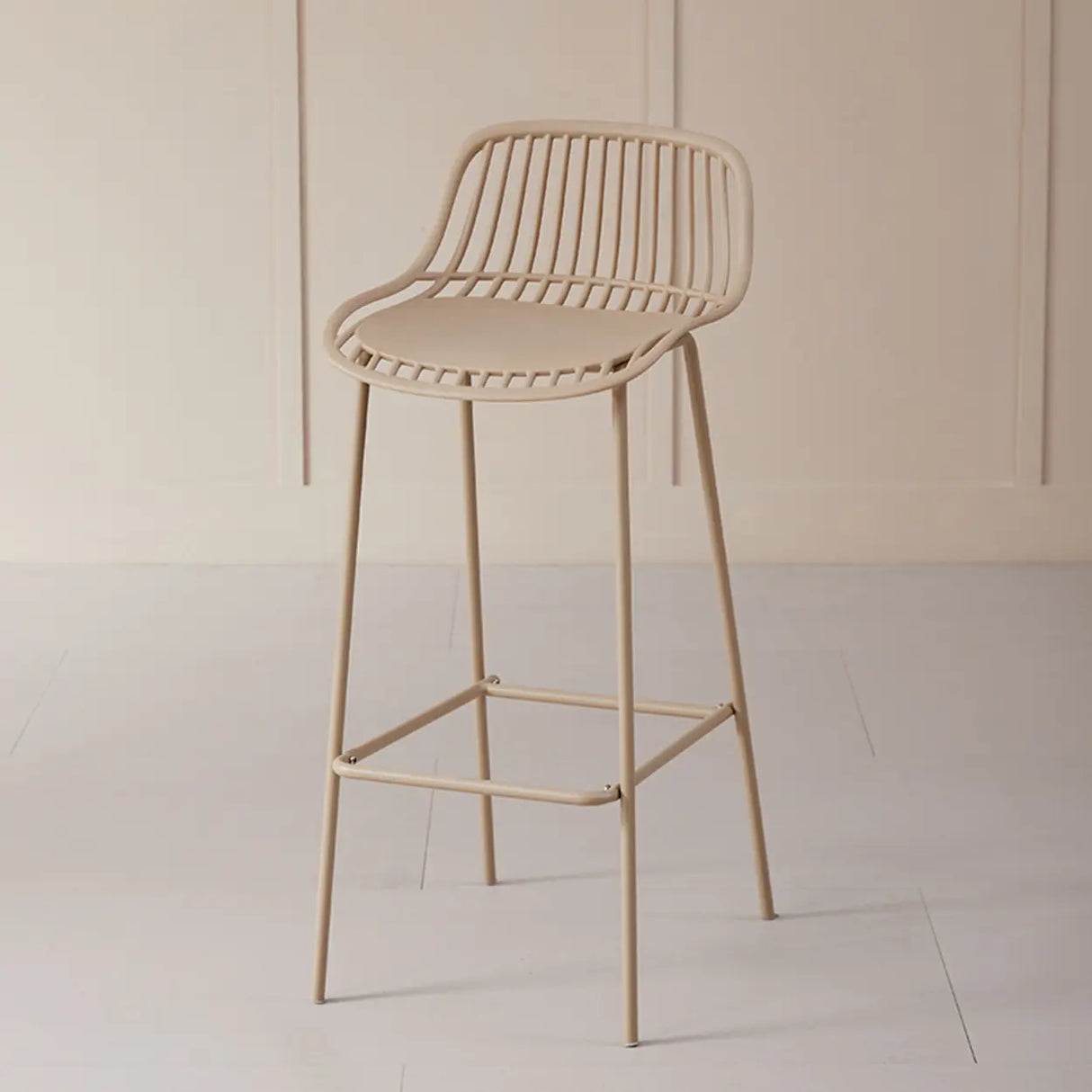 Sleek Mesh Low Back Saddle Acrylic Footrest Bar Stool Image - 7