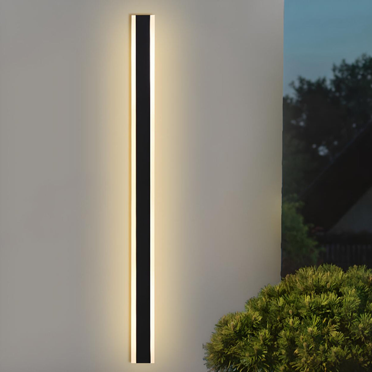 Slim Modern Black Vertical Outdoor LED Wall Light Image - 4