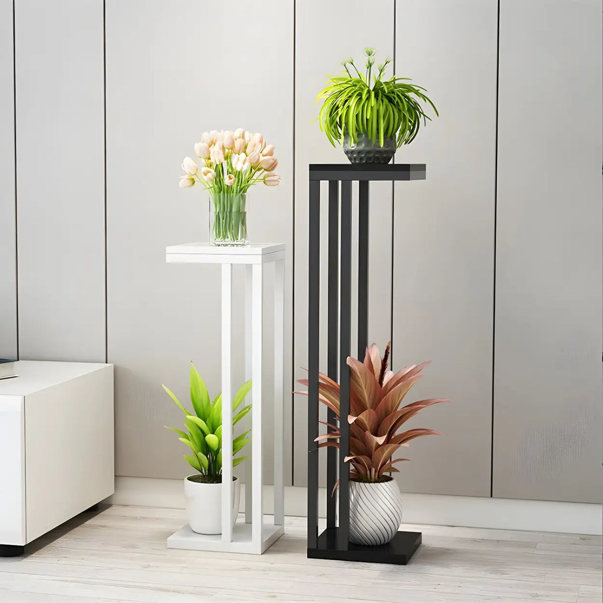 Stain-Resistant Creative Square Metal 1 Tier Plant Stand Image - 1