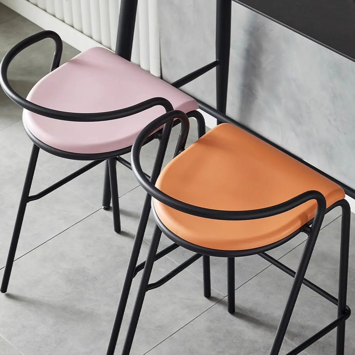 Steel Frame Bucket Bar Stool with Four-Leg and Footrest Image - 15