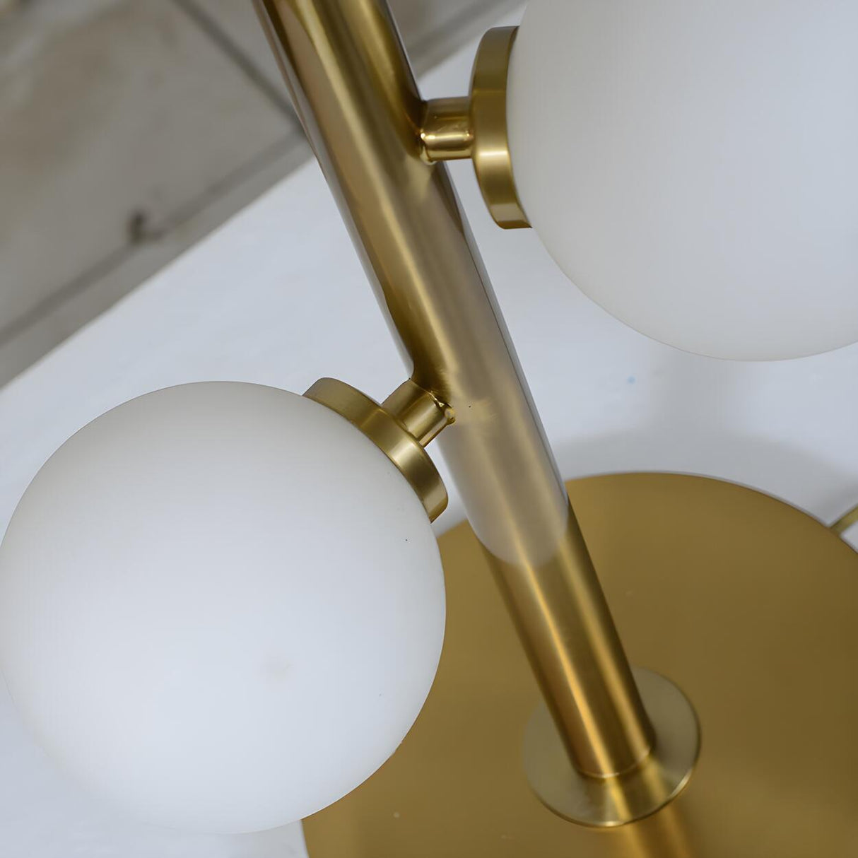 Stylish Gold 3-Light Globe Shade Metal Table Lamp Image - 10