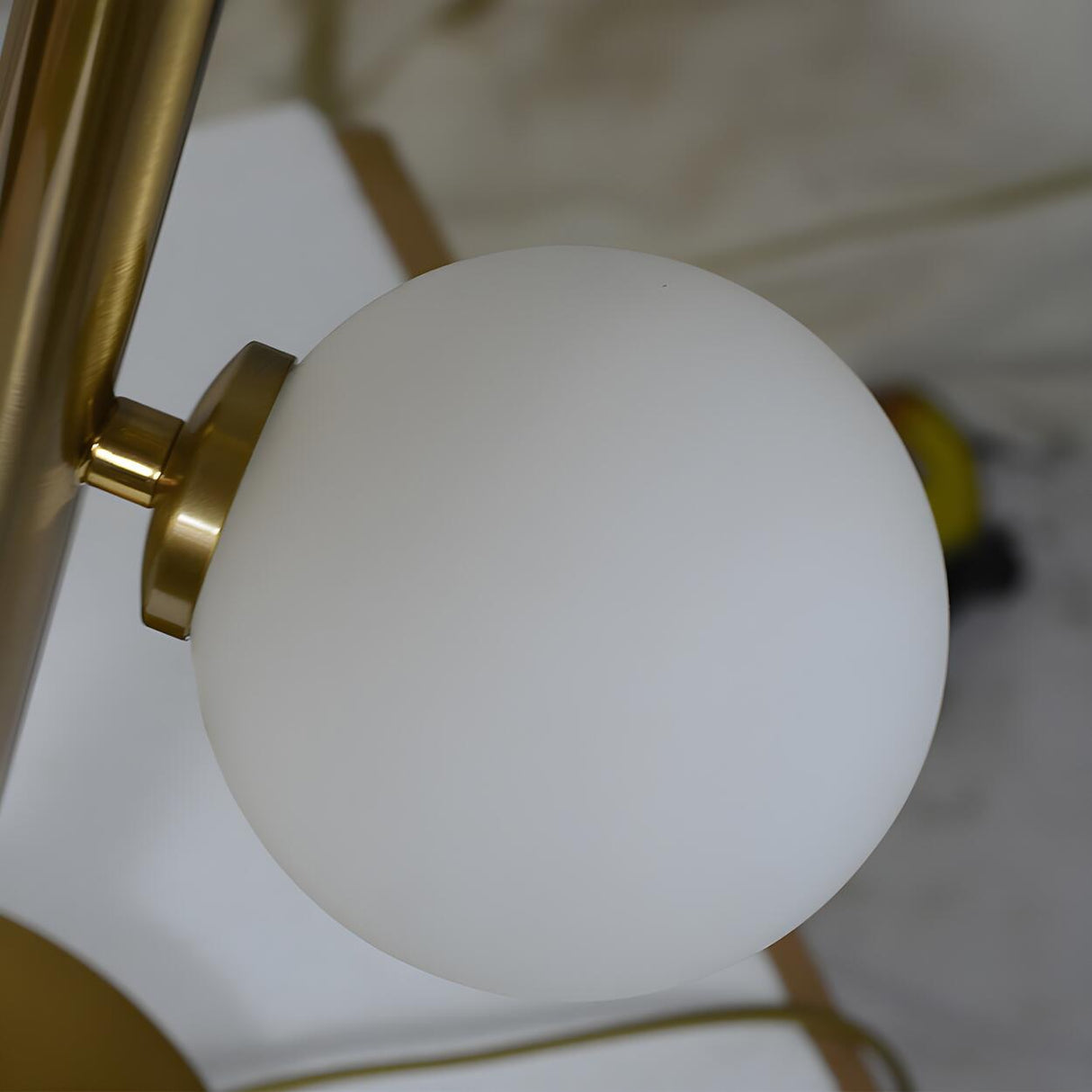 Stylish Gold 3-Light Globe Shade Metal Table Lamp Image - 9