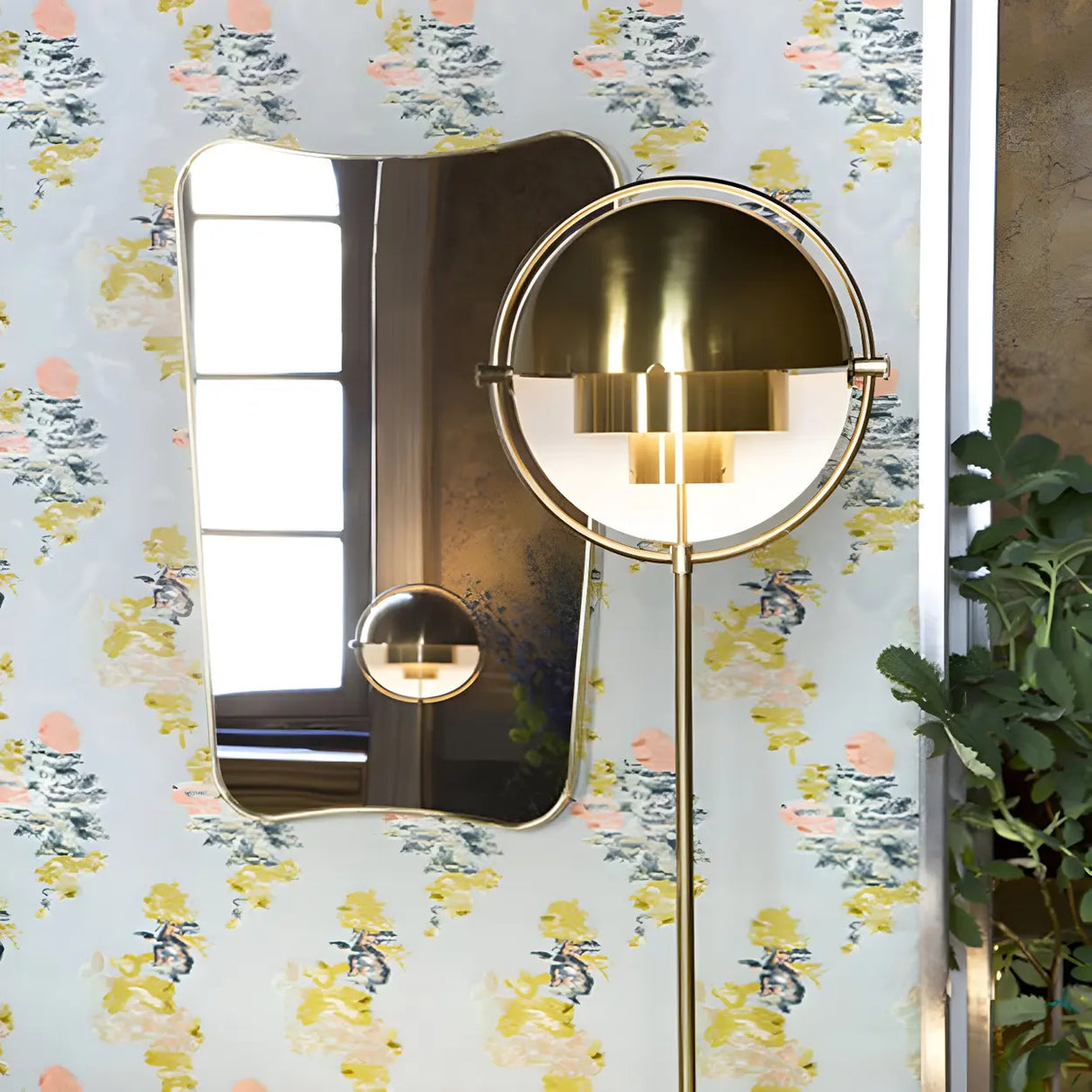 Stylish Gold Finish Spherical Metal LED Floor Lamp Image - 17