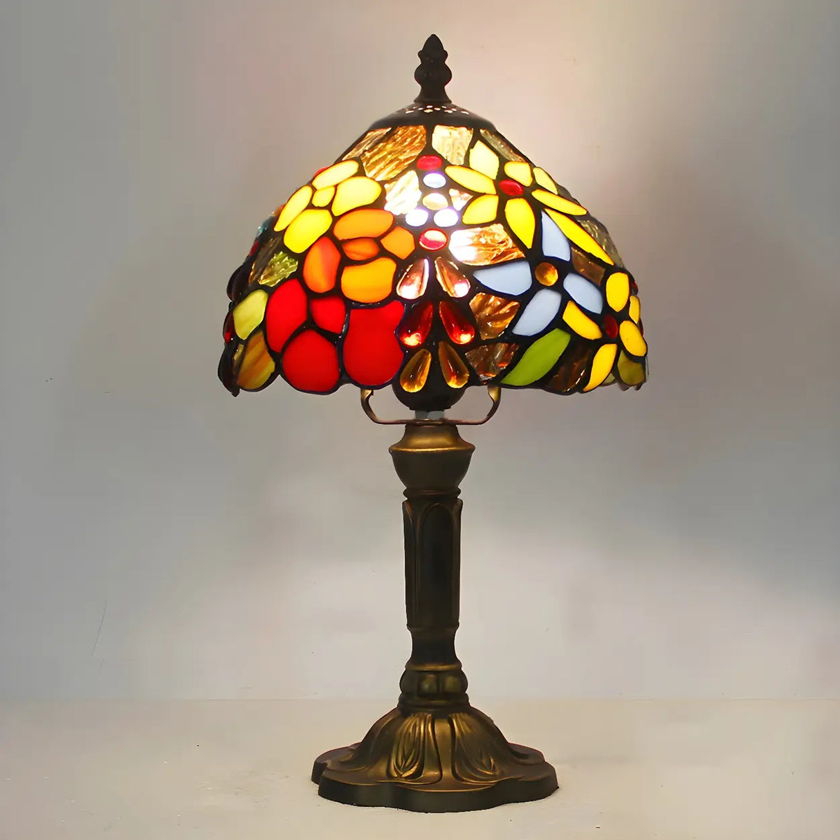 Stylish Tiffany Dome Stained Glass Decor Table Lamp Image - 1