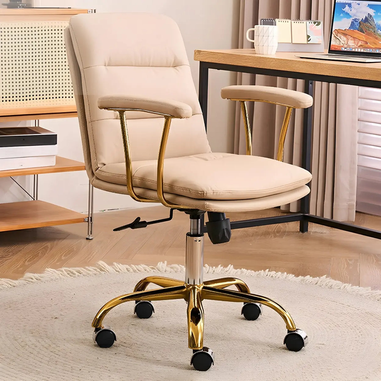 Swivel Ergonomic Leather Tilt Office Chair with Casters Image - 1