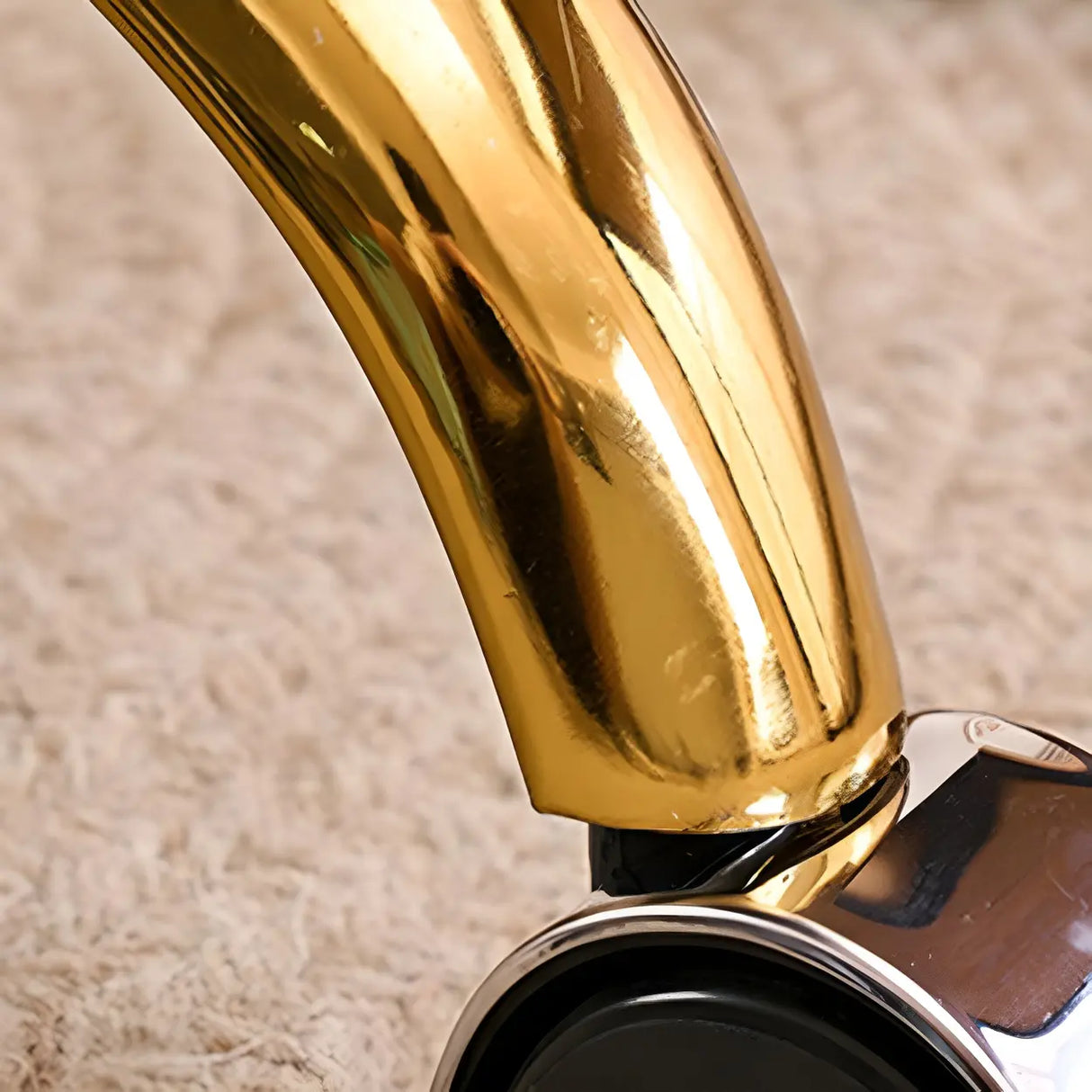 Swivel Ergonomic Leather Tilt Office Chair with Casters Image - 13