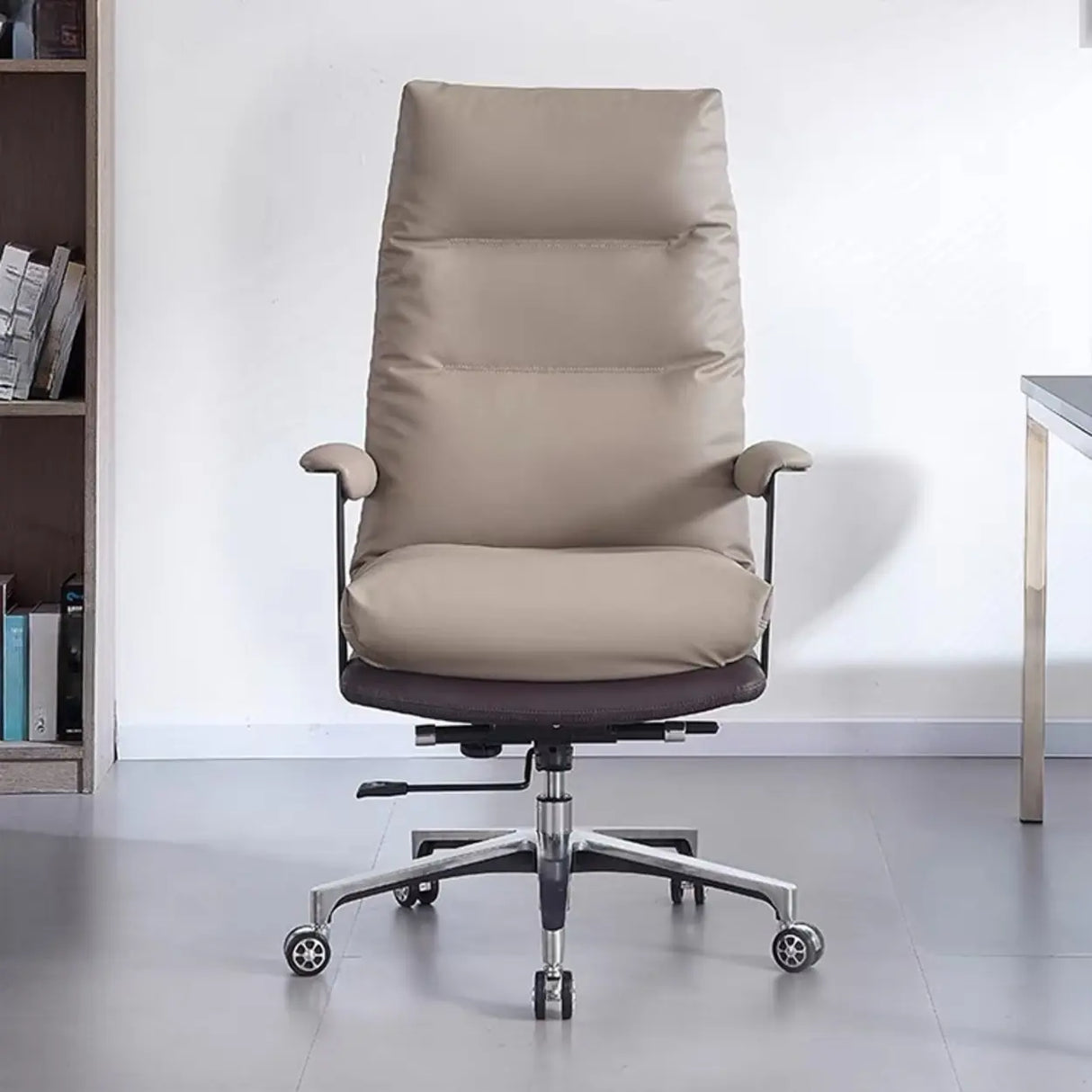 Swivel Gray Steel Frame Leather Office Chair with Wheels Image - 4