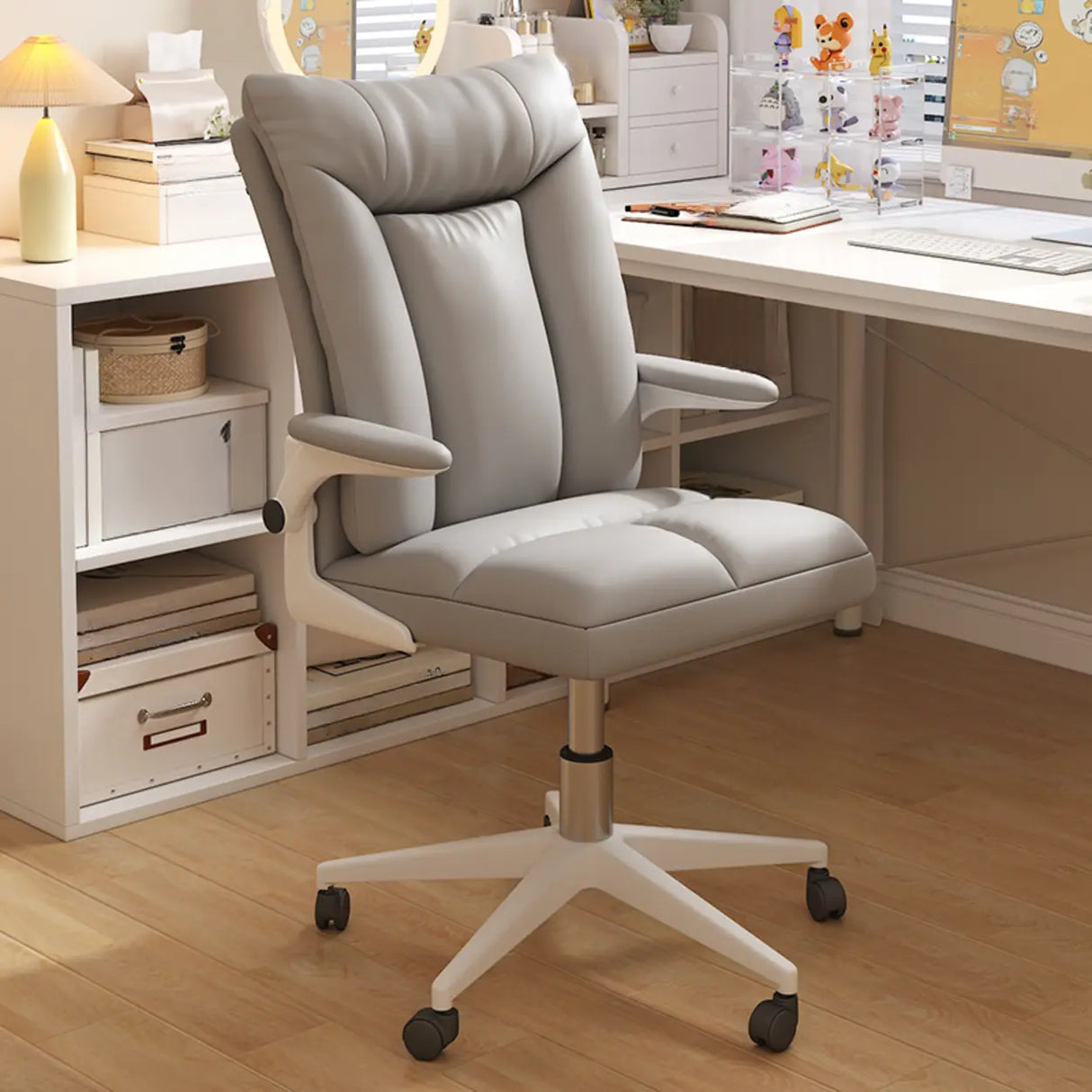 Swivel White Adjustable Ergonomic Leather Office Chair Image - 3