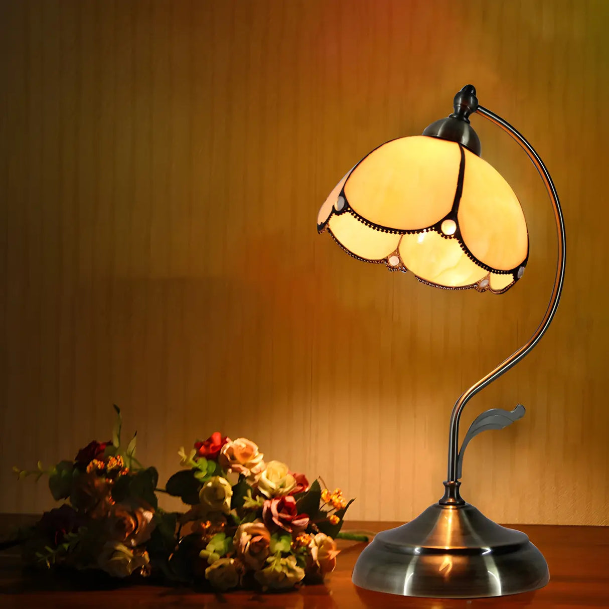 Tiffany Floral Curved Brass Table Lamp Multi-Color 1 Bulb Image - 3