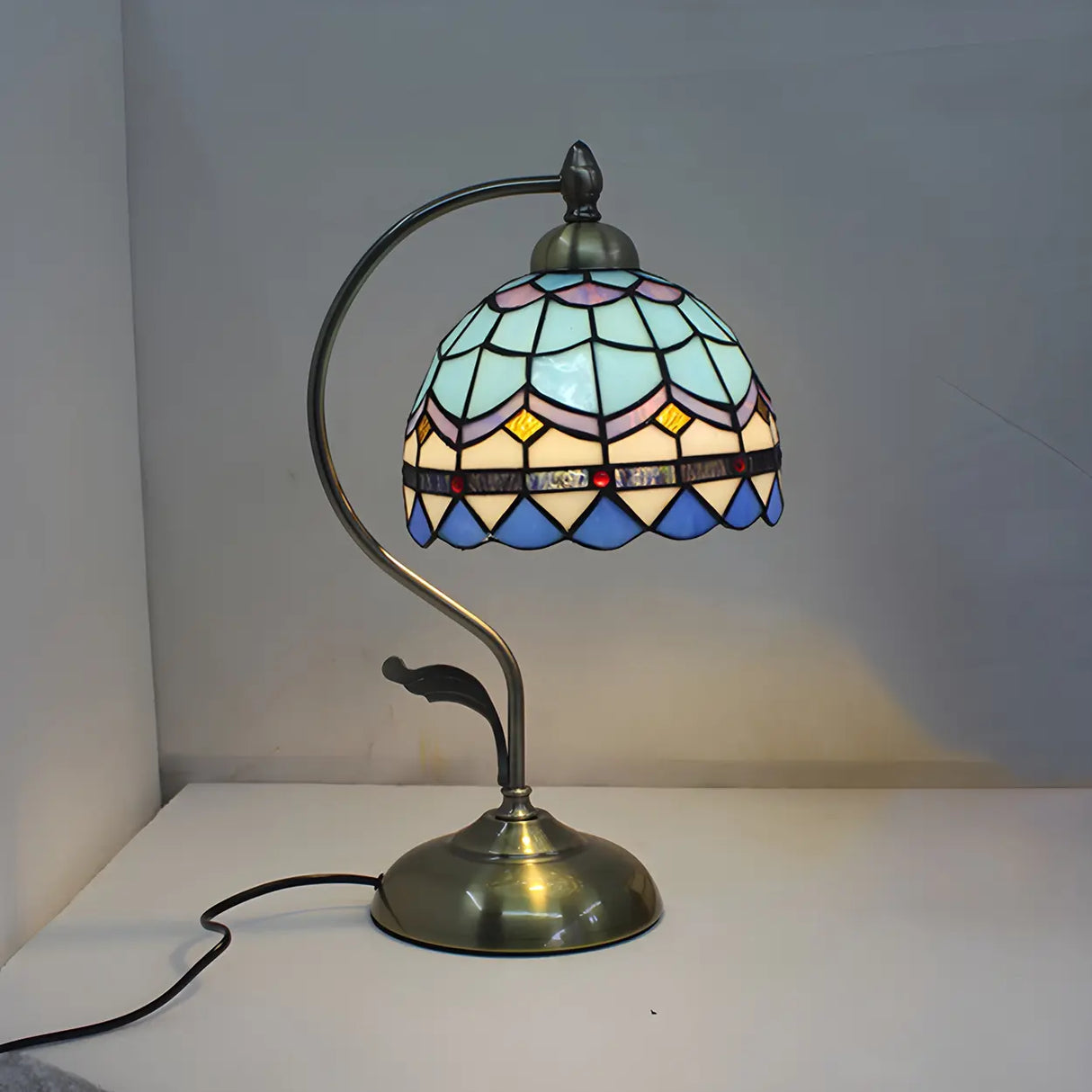 Tiffany Floral Curved Brass Table Lamp Multi-Color 1 Bulb Image - 7