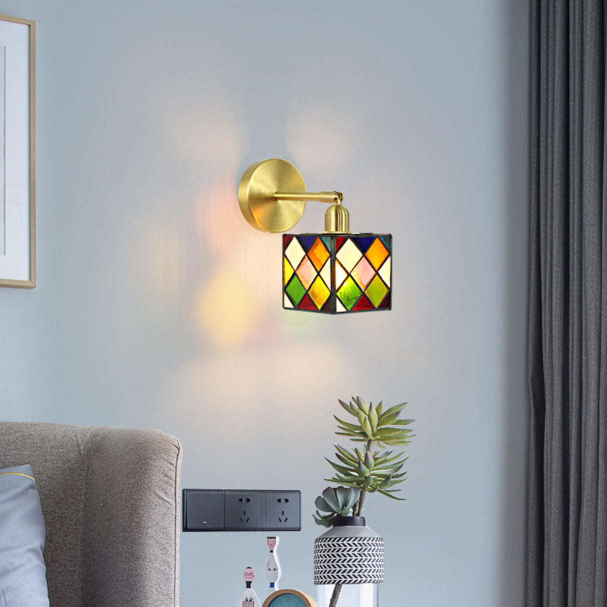 Tiffany Style Square Stained Glass LED Wall Sconce Image - 4