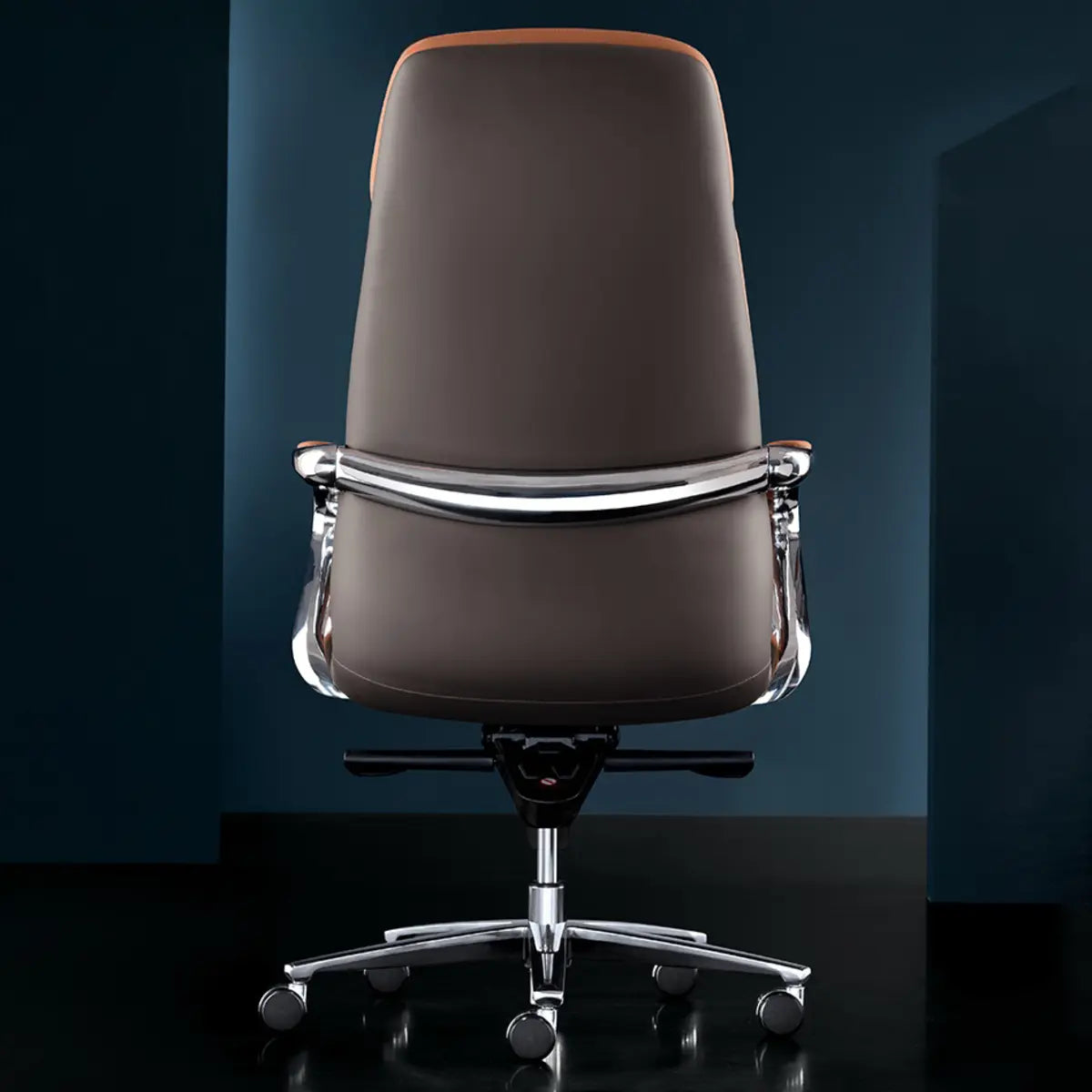 Tilt Mechanism Brown Executive Leather Swivel Office Chair Image - 11