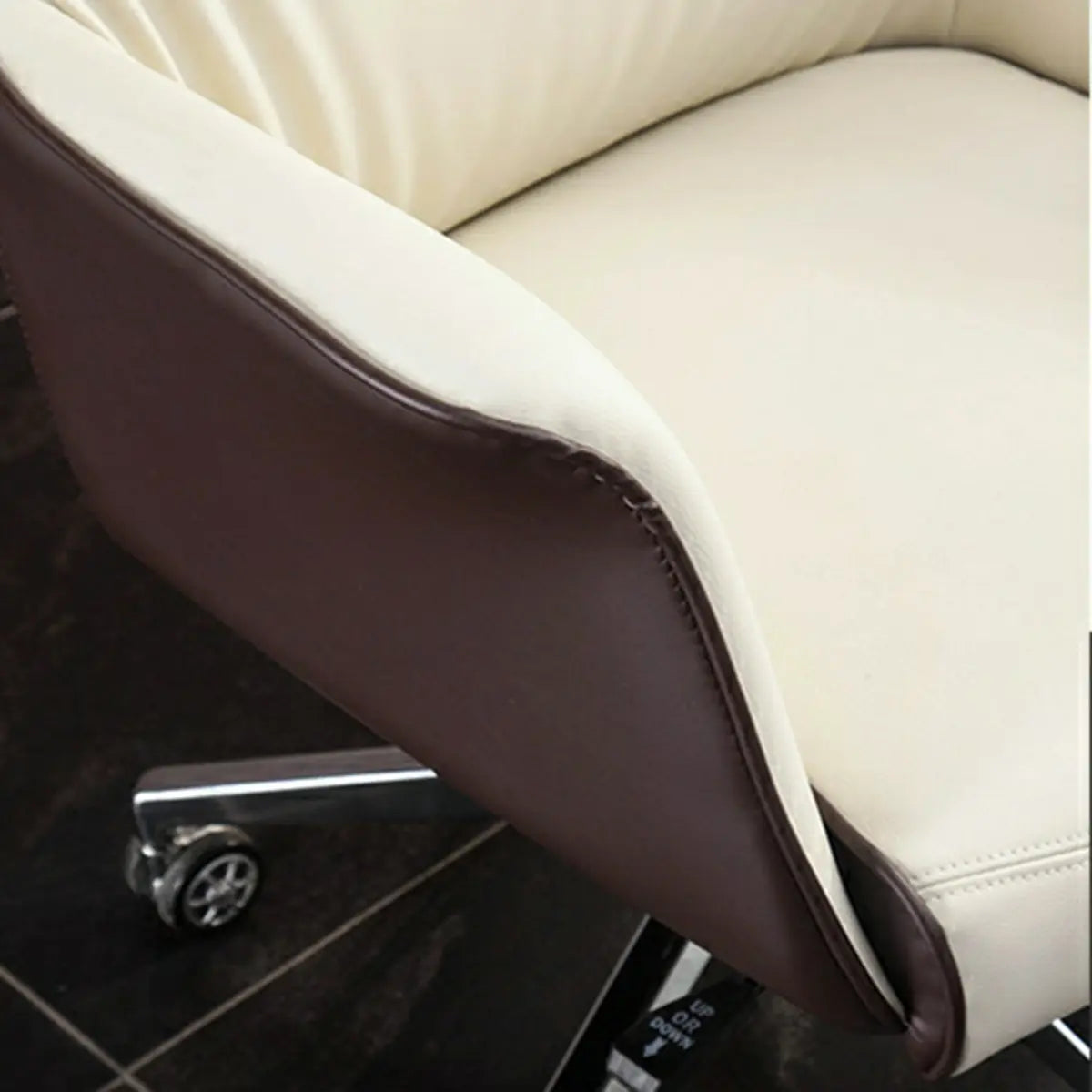 Tilt Mechanism Cream Swivel Leather Executive Office Chair Image - 7