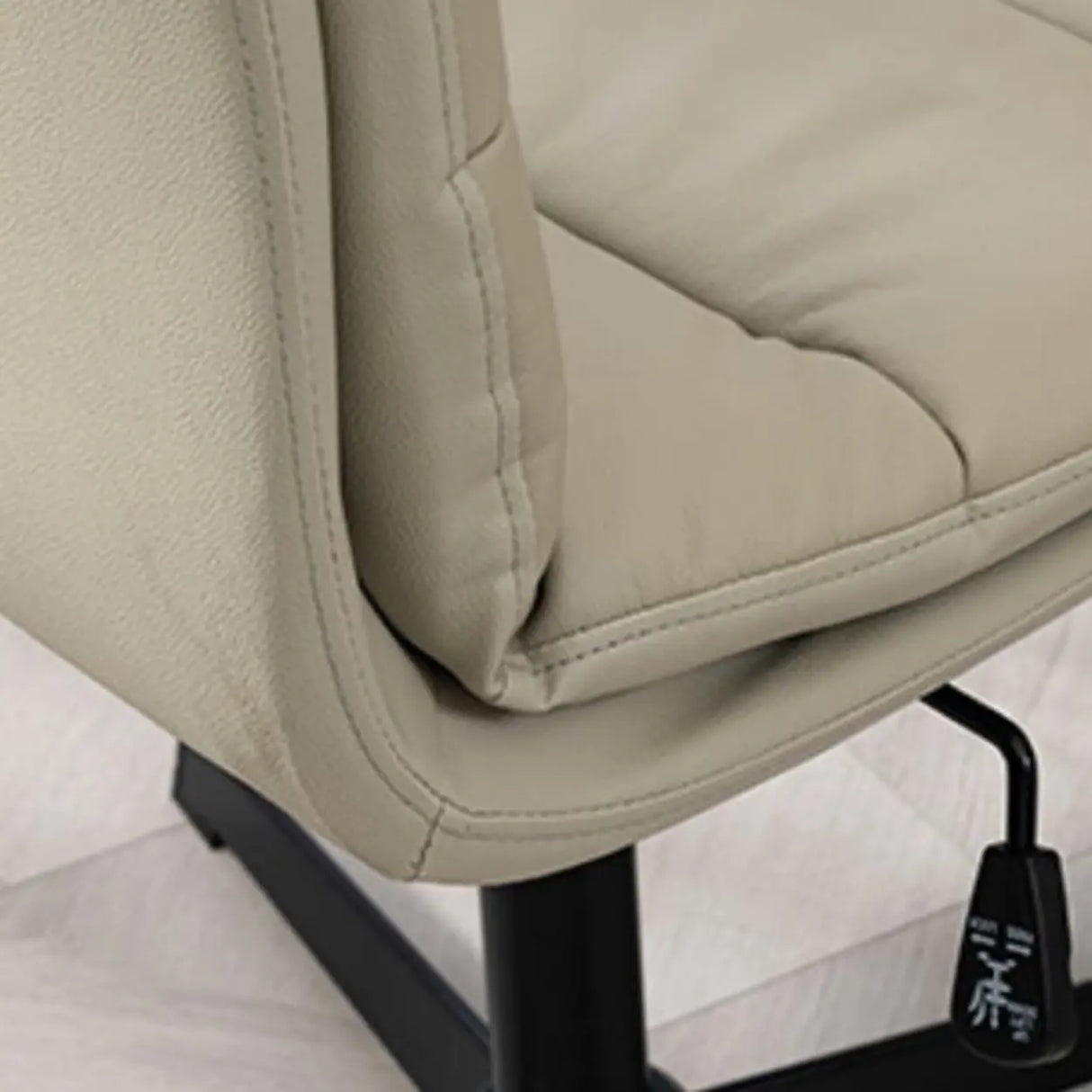 Tilt Mechanism Swivel Leather Conference Beige Office Chair Image - 12